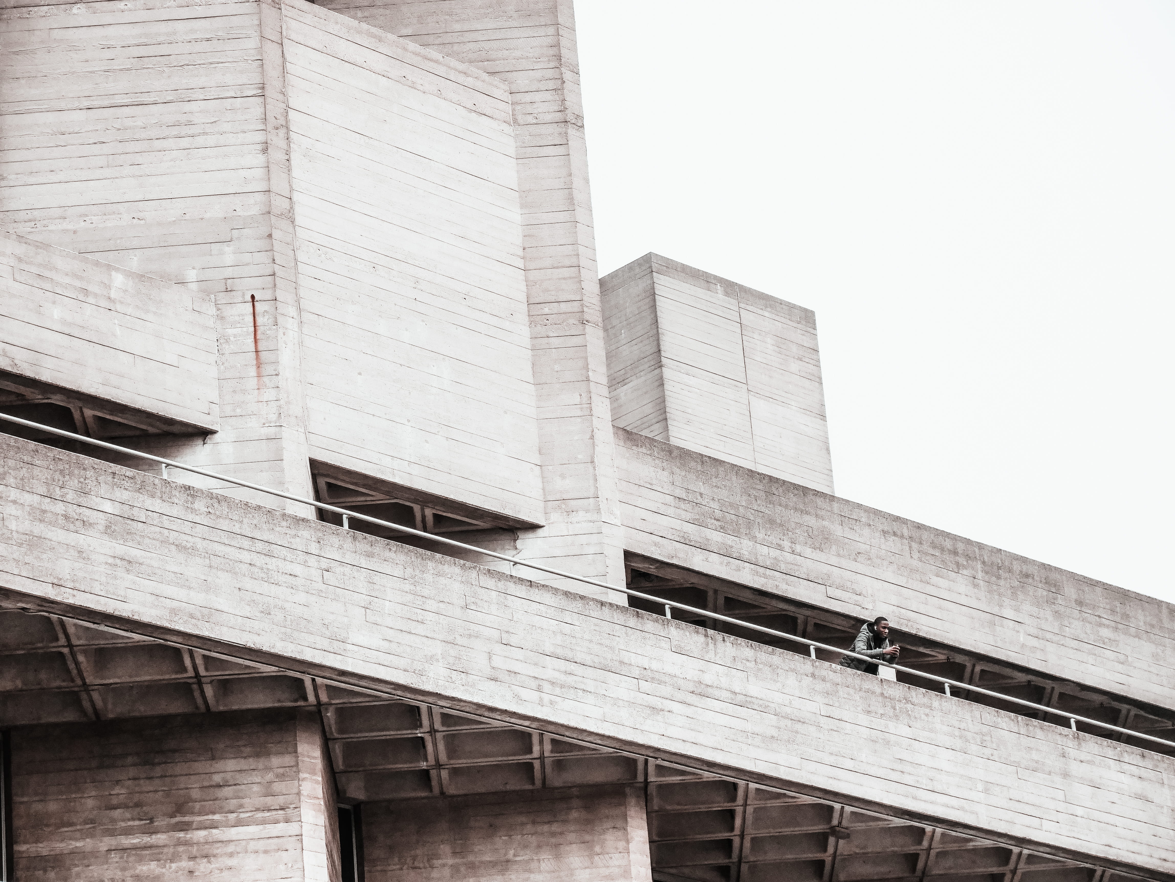 outdoors, city, no people, town, nature, built structure, concrete, staircase, high rise, office building exterior, building, residential district, architecture, HD Wallpaper