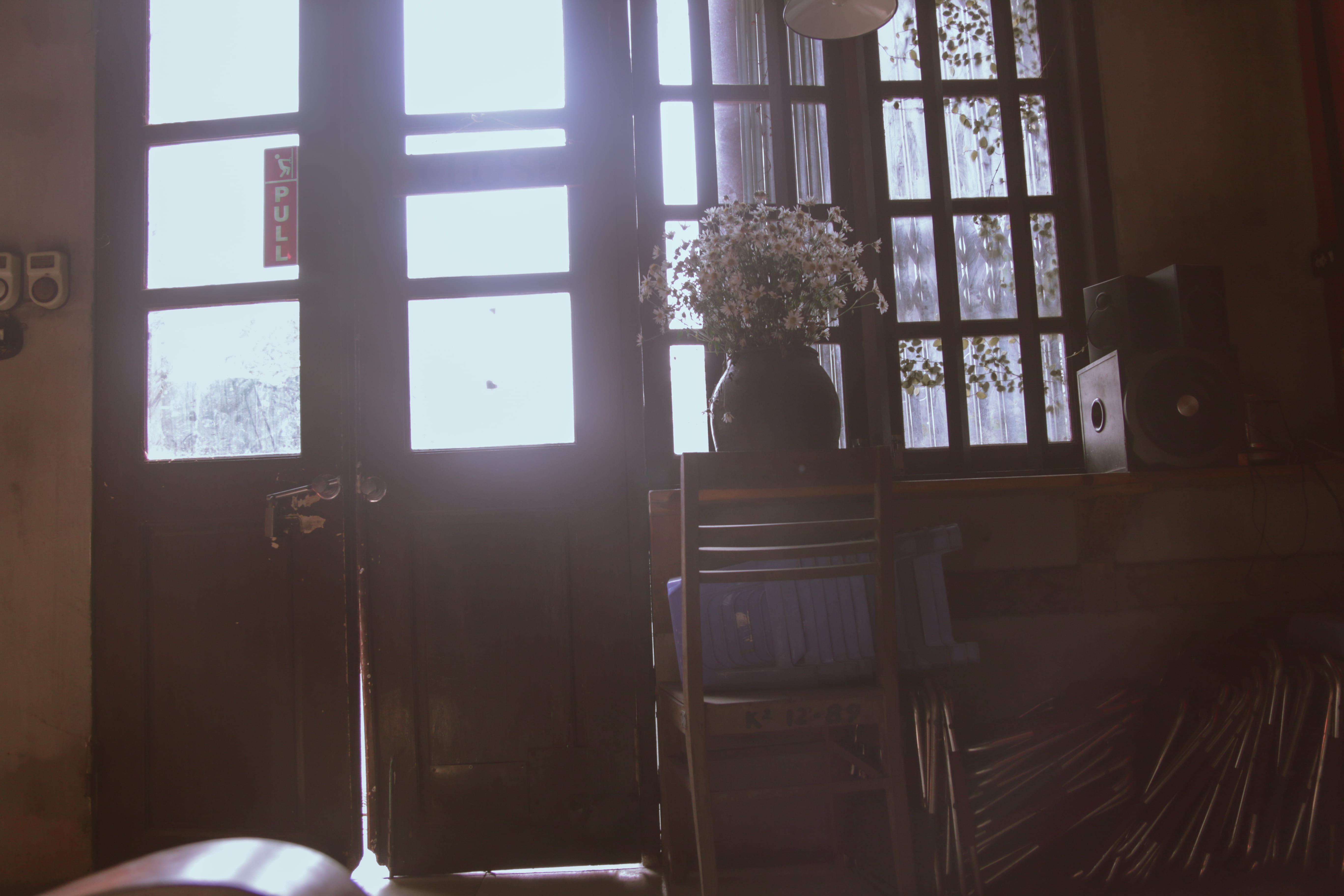 seat, 5K, wood - material, vintage, day, doorway, living room, closed, wooden, chair, indoors, furniture, absence, light, domestic room, home, window frame, HD Wallpaper