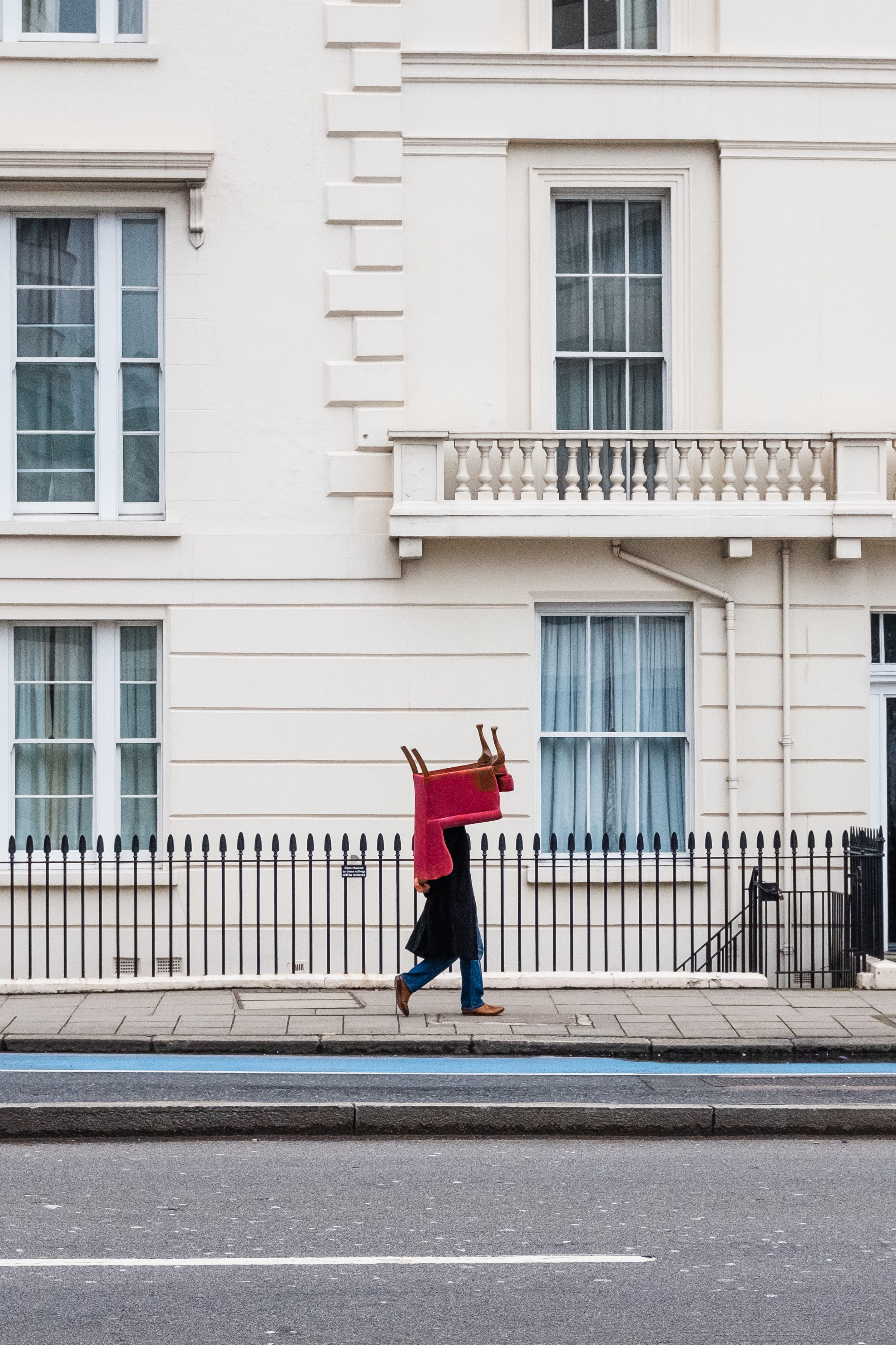 streetphotography, fun, building, urban, sidewalk, happiness, man, one Person, jumping, london, urban Scene, person, sofa, young Adult, red, women, carry, Phone HD Wallpaper