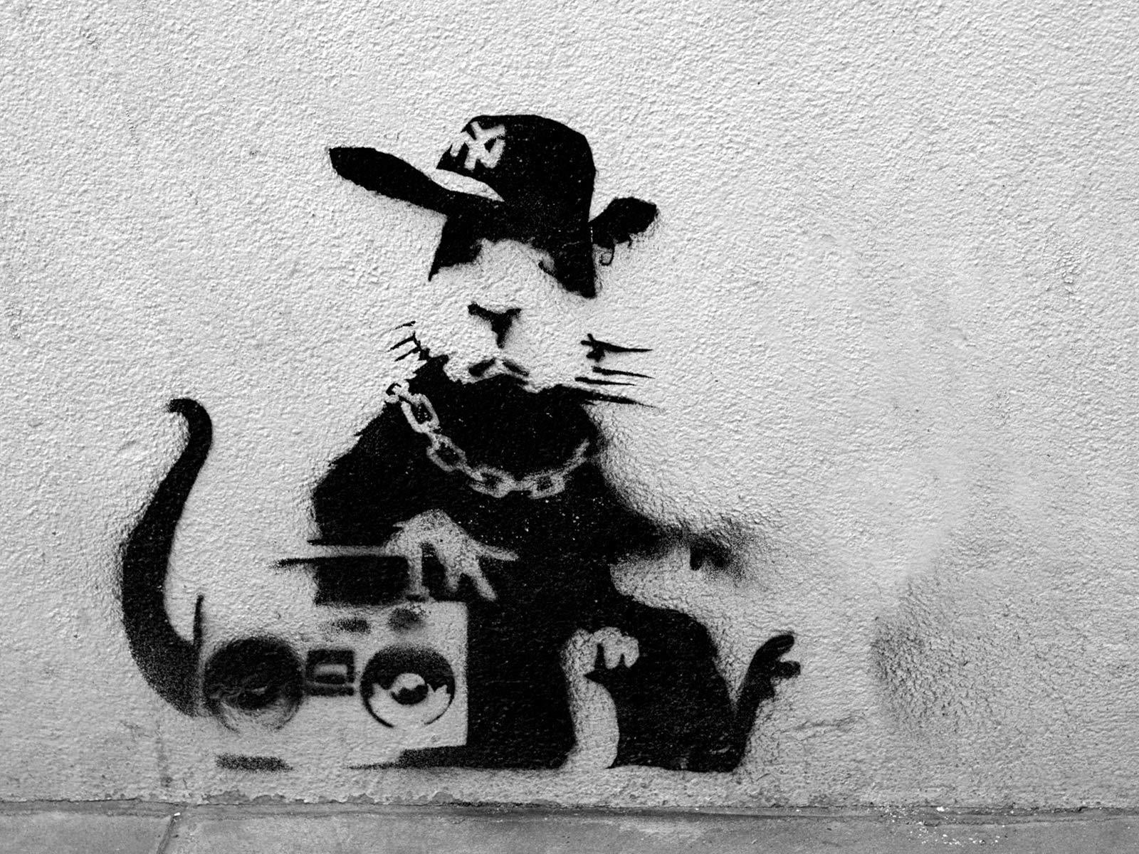 wall, textured, wall - Building Feature, built structure, mouse, concepts And Ideas, architecture, arts And Entertainment, Banksy, sign, animal, old-fashioned, HD Wallpaper