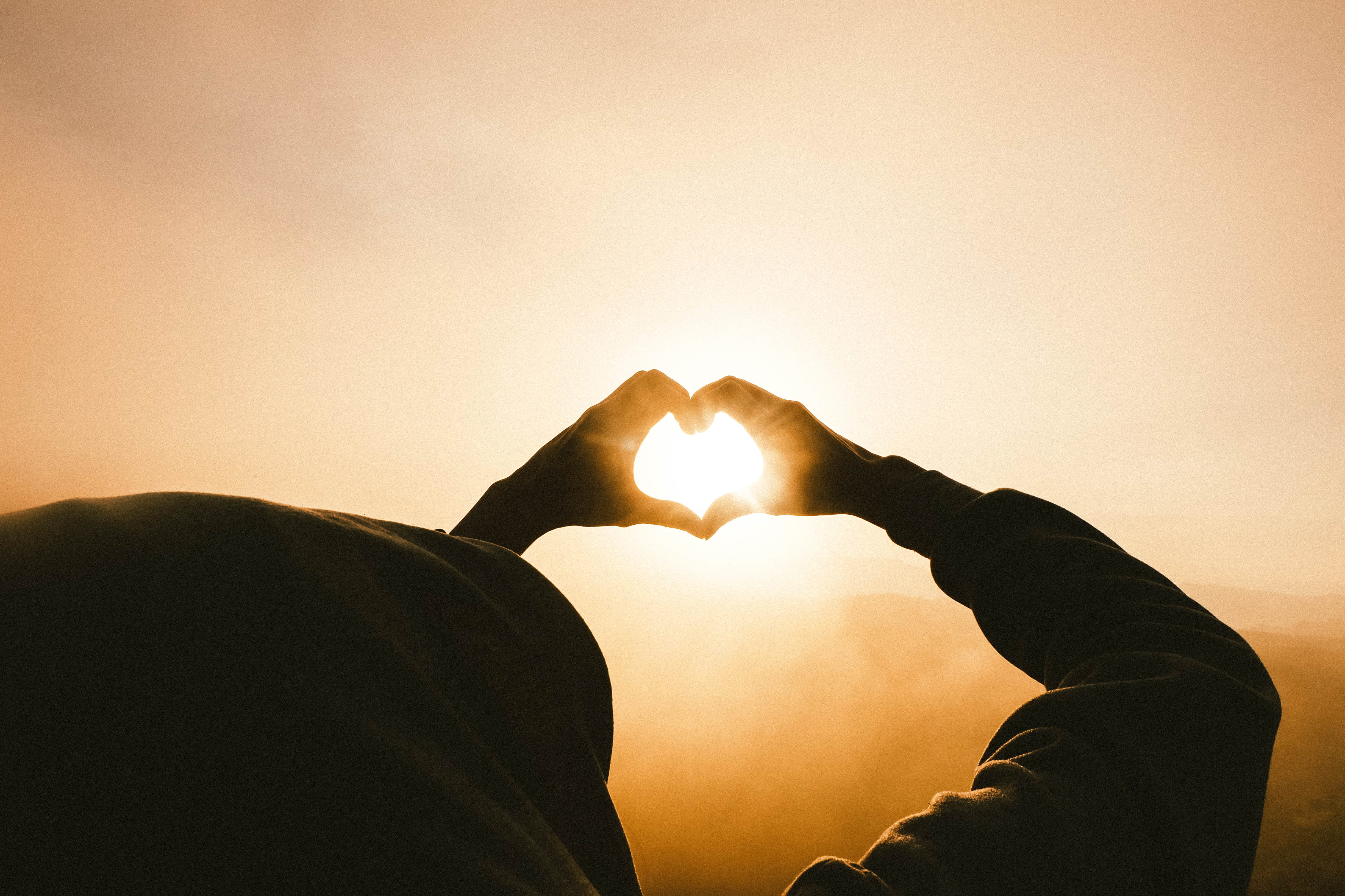couple - relationship, bonding, love, symbol, light, human hand, adult, 4K, togetherness, positive emotion, two people, hands, forming, heart shape, hand, HD Wallpaper