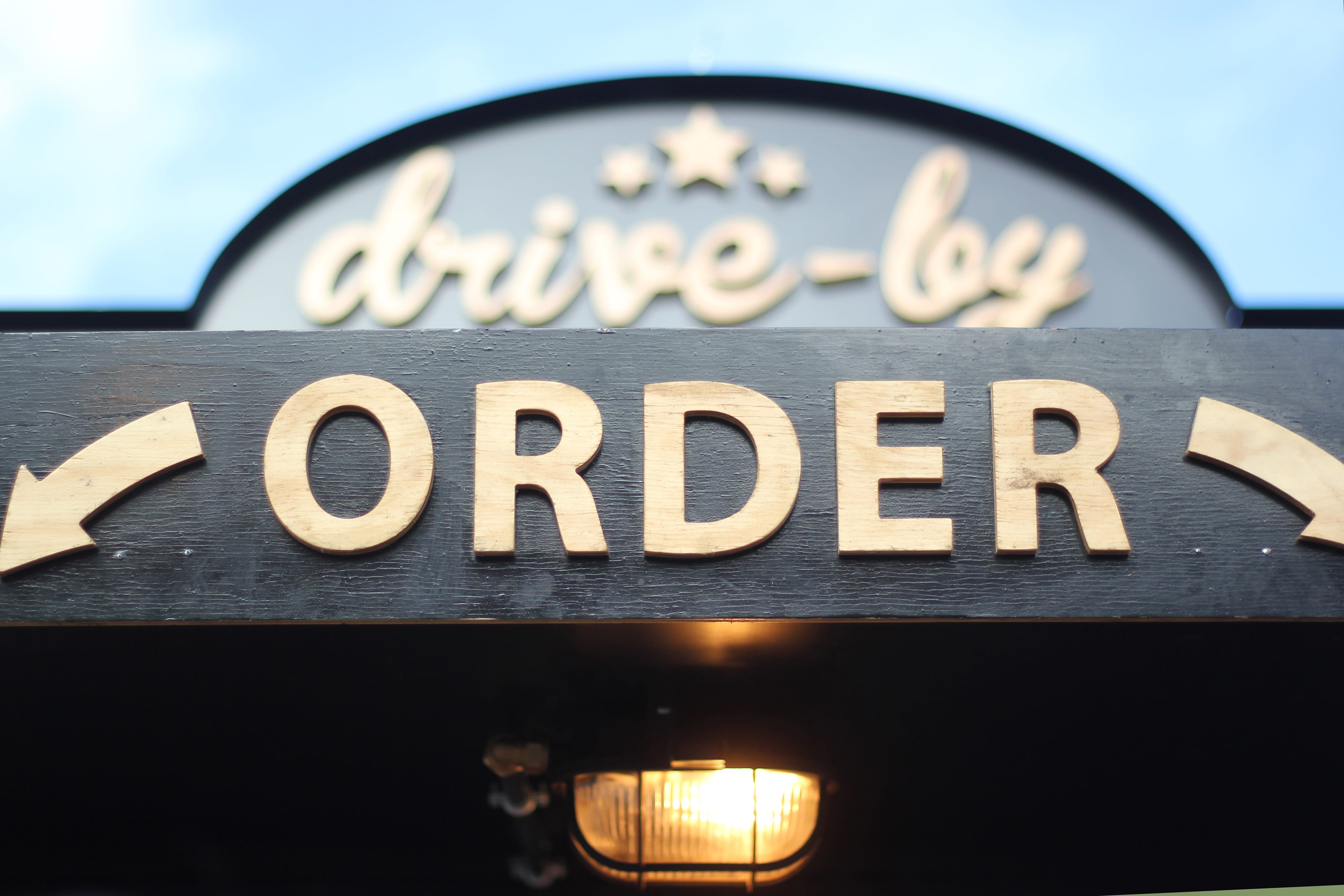 drive in, drive thru, no people, plank, light, 4K, indoors, order, focus on foreground, capital letter, business, sign, wooden, information sign, communication, HD Wallpaper