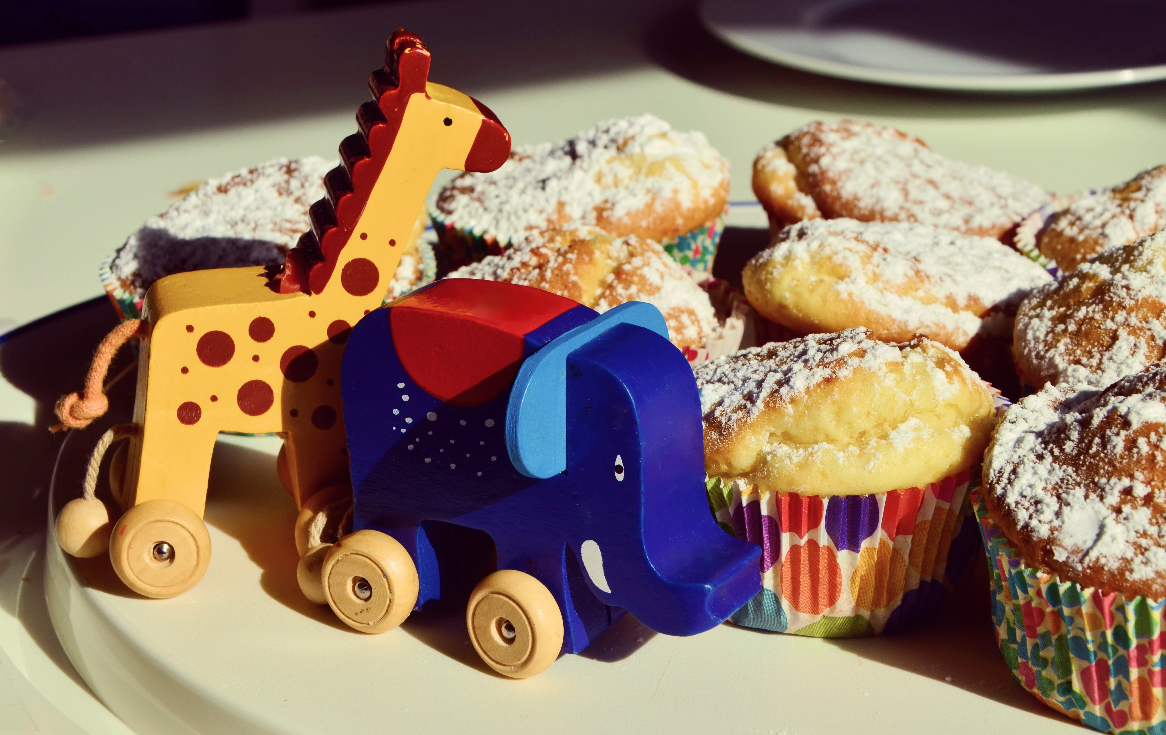 snack, cake, muffins, choice, wooden animals, indulgence, sweet, indoors, still life, table, day, focus on foreground, colorful, decoration, multi colored, HD Wallpaper