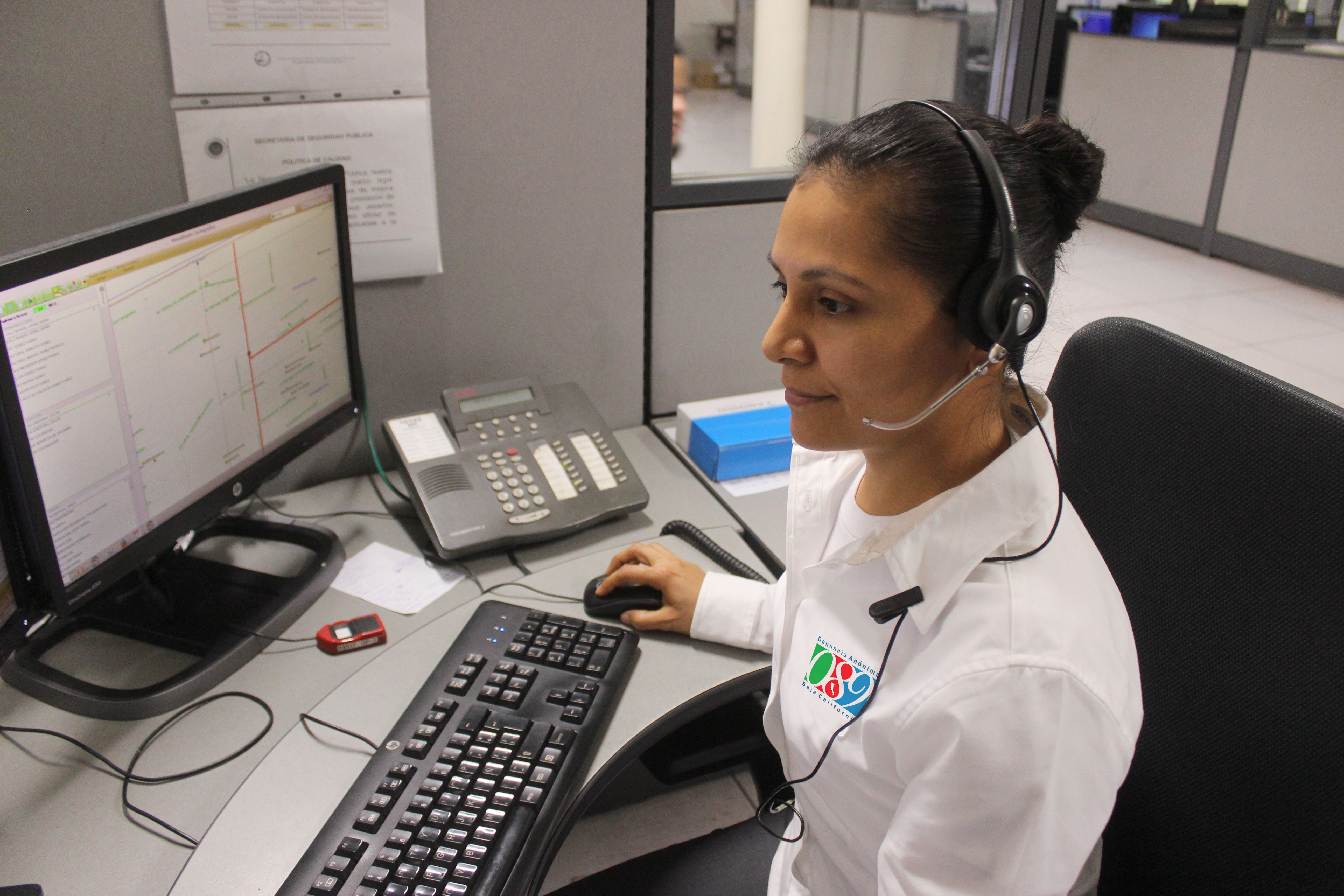 talking, service, connection, phone, one person, shirt, females, computer equipment, women, 5K, cellphone, computer network, indoors, medic, customer, HD Wallpaper