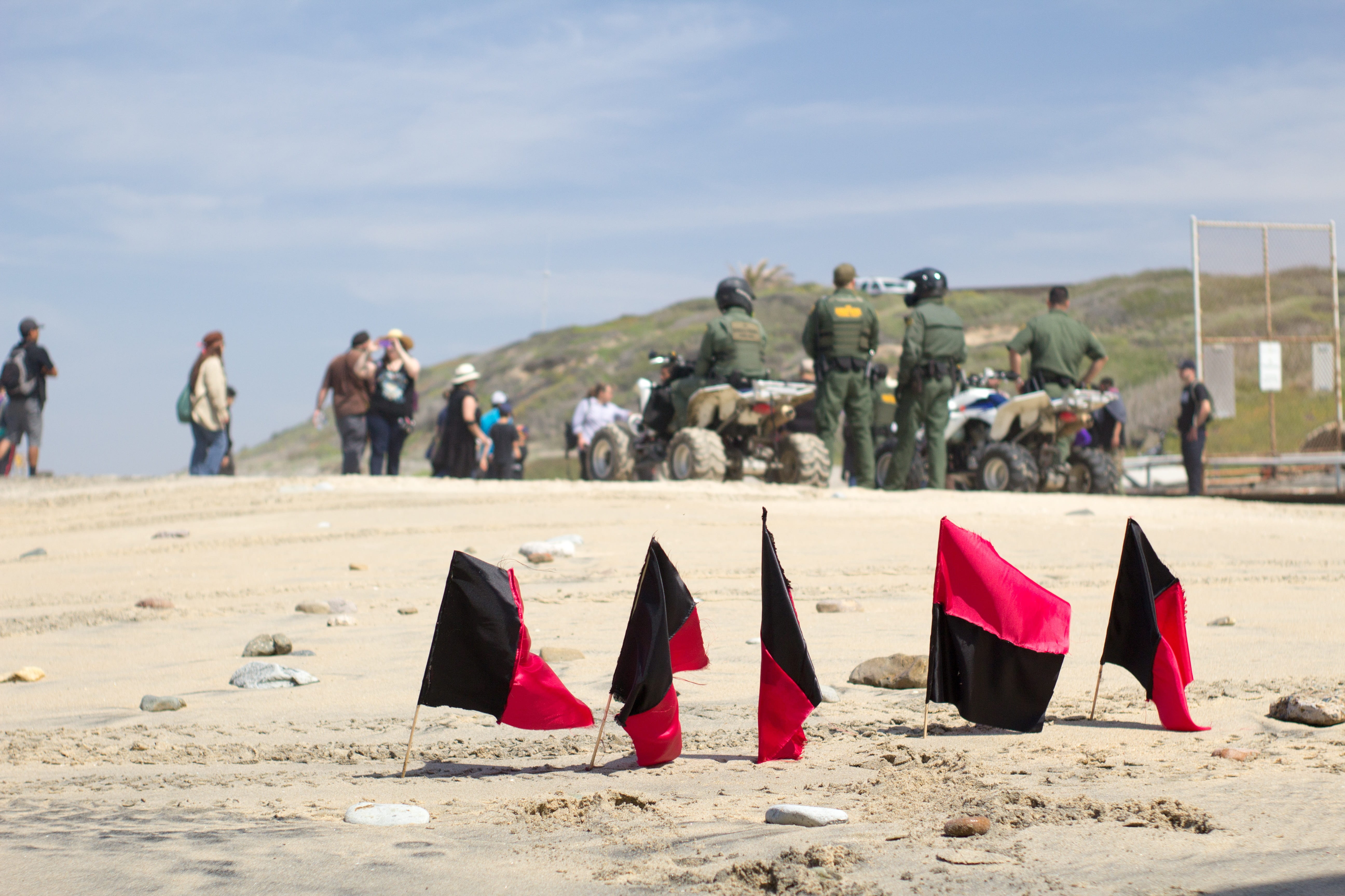 policeman, san diego, focus on foreground, united, mixed age range, sunlight, land, symbol, beach, border patrol, men, incidental people, flags, large group of people, HD Wallpaper