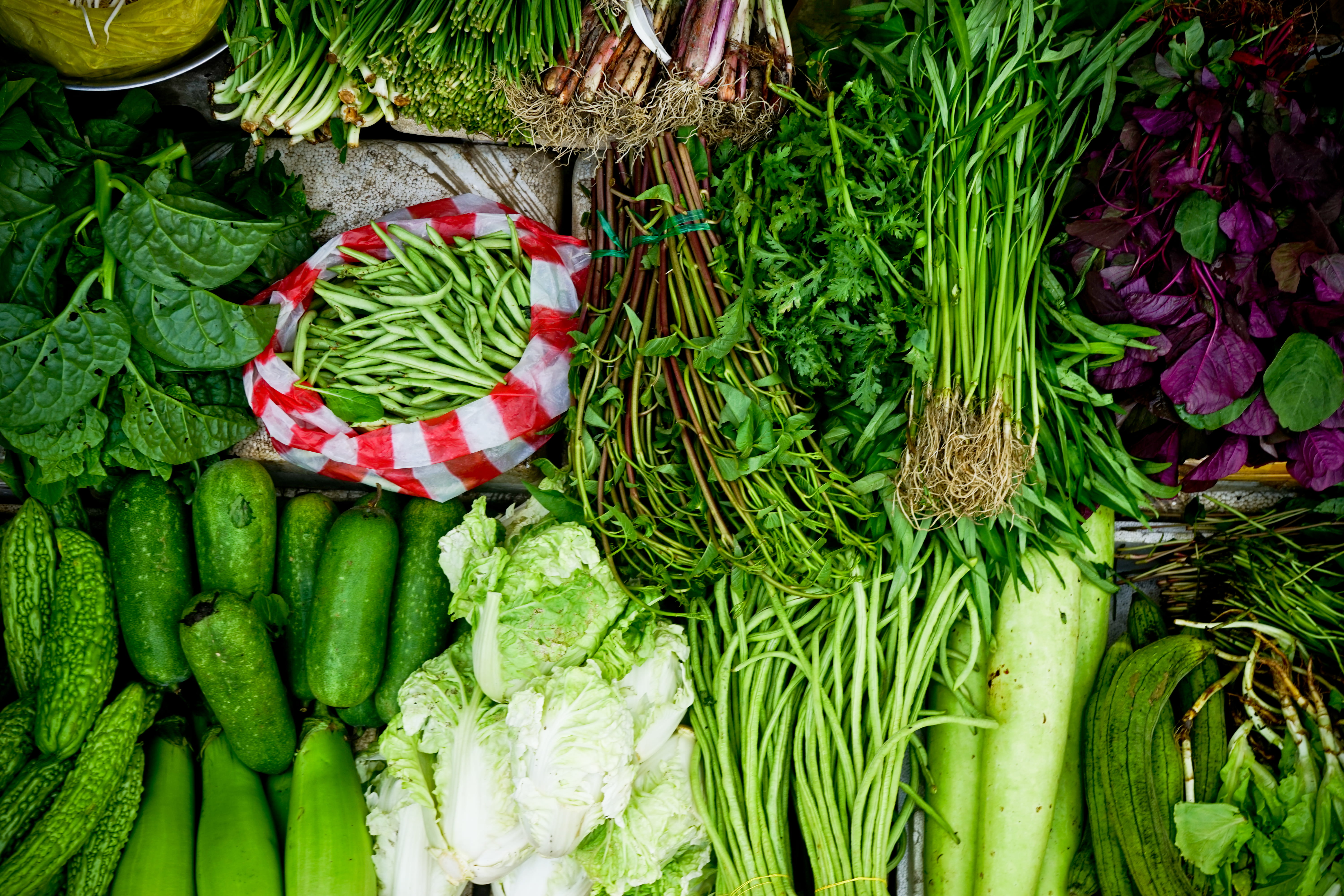 green bean, high angle view, lettuce, vegetable, retail display, vietnamese, sale, assorted, leaf, large group of objects, for sale, healthy eating, 5K, HD Wallpaper