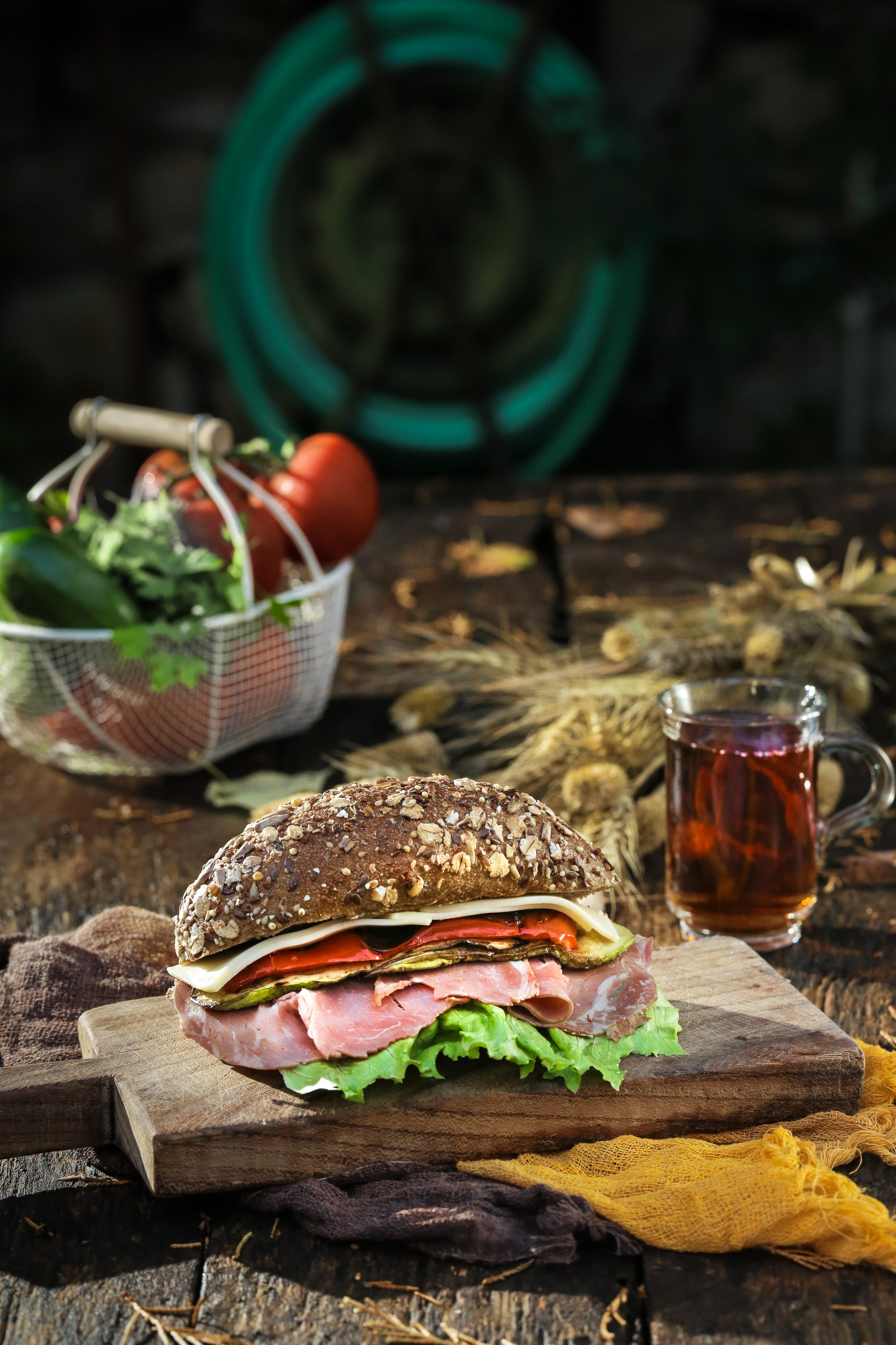 bread, meat, snack, no people, glass, drink, hamburger, bun, ready-to-eat, wood - material, vegetable, unhealthy eating, wheat bread, take out food, food photography, Phone HD Wallpaper