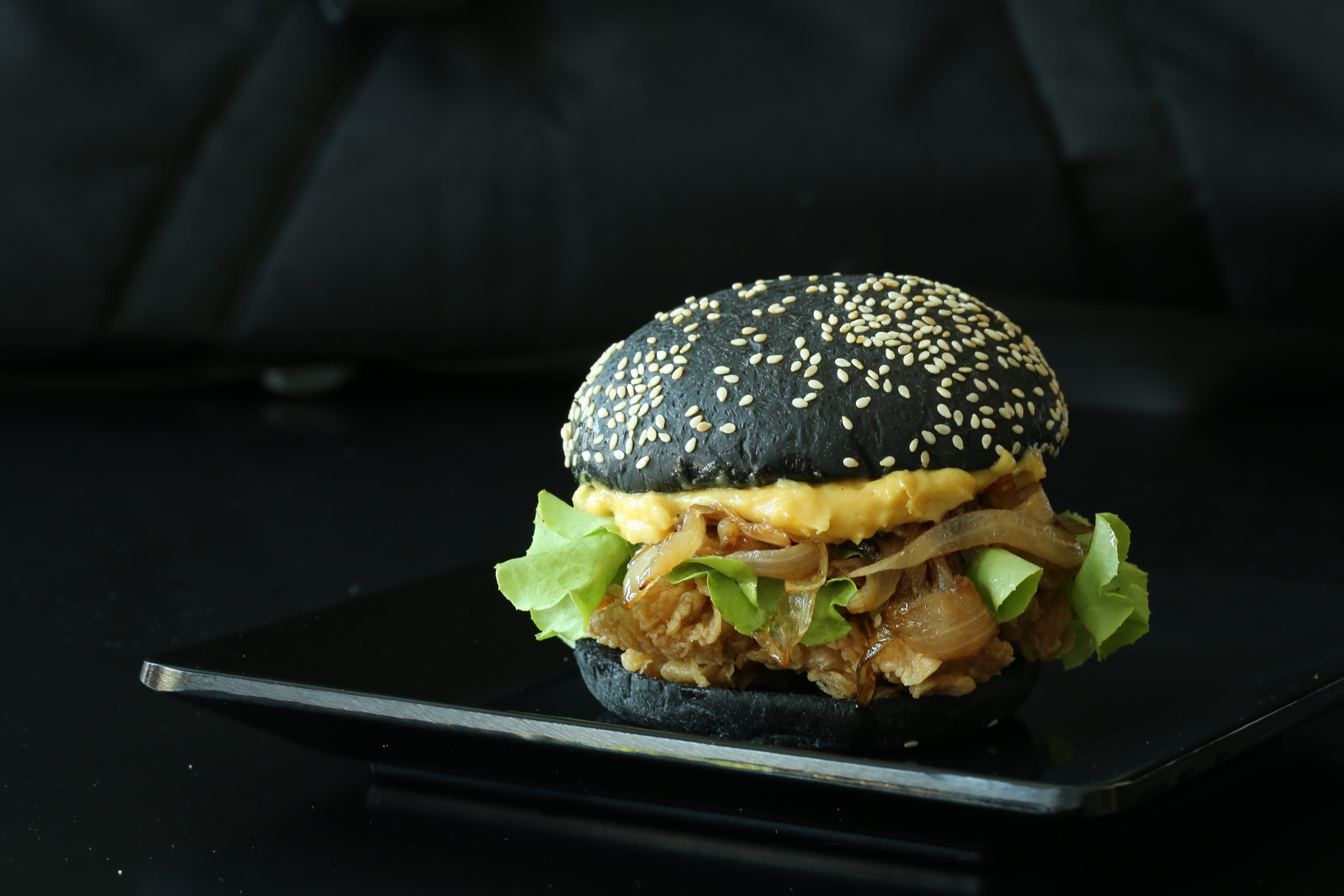 Bread, Burger, hamburger, freshness, take out food, close-up, still life, studio shot, black, food and drink, Fastfood, ready-to-eat, temptation, bread, HD Wallpaper
