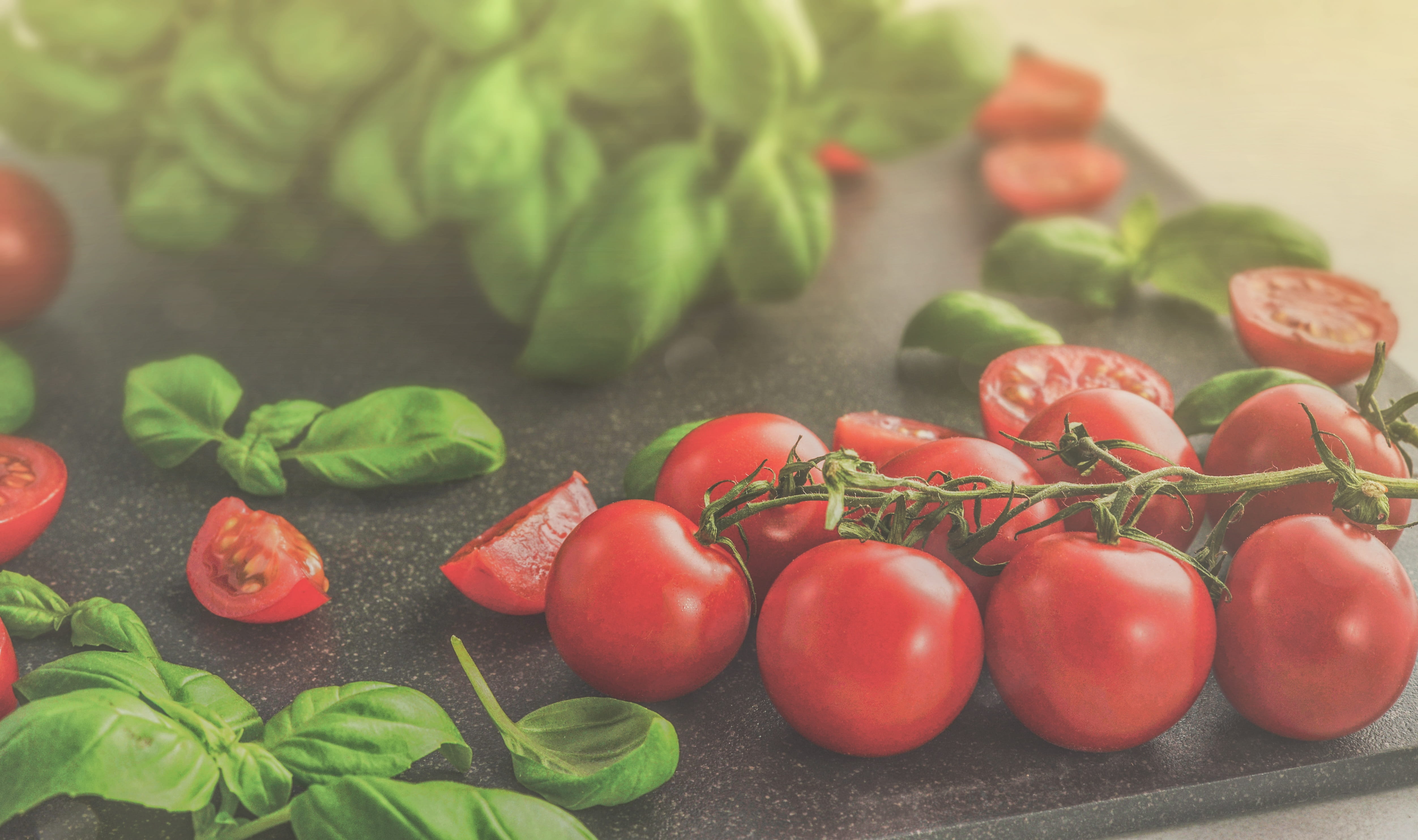 fruit, ingredients, 4K, leaves, freshness, organic, herb, plant part, vegetarian food, pepper, leaf, focus, food and drink, ripe, near, homegrown produce, HD Wallpaper