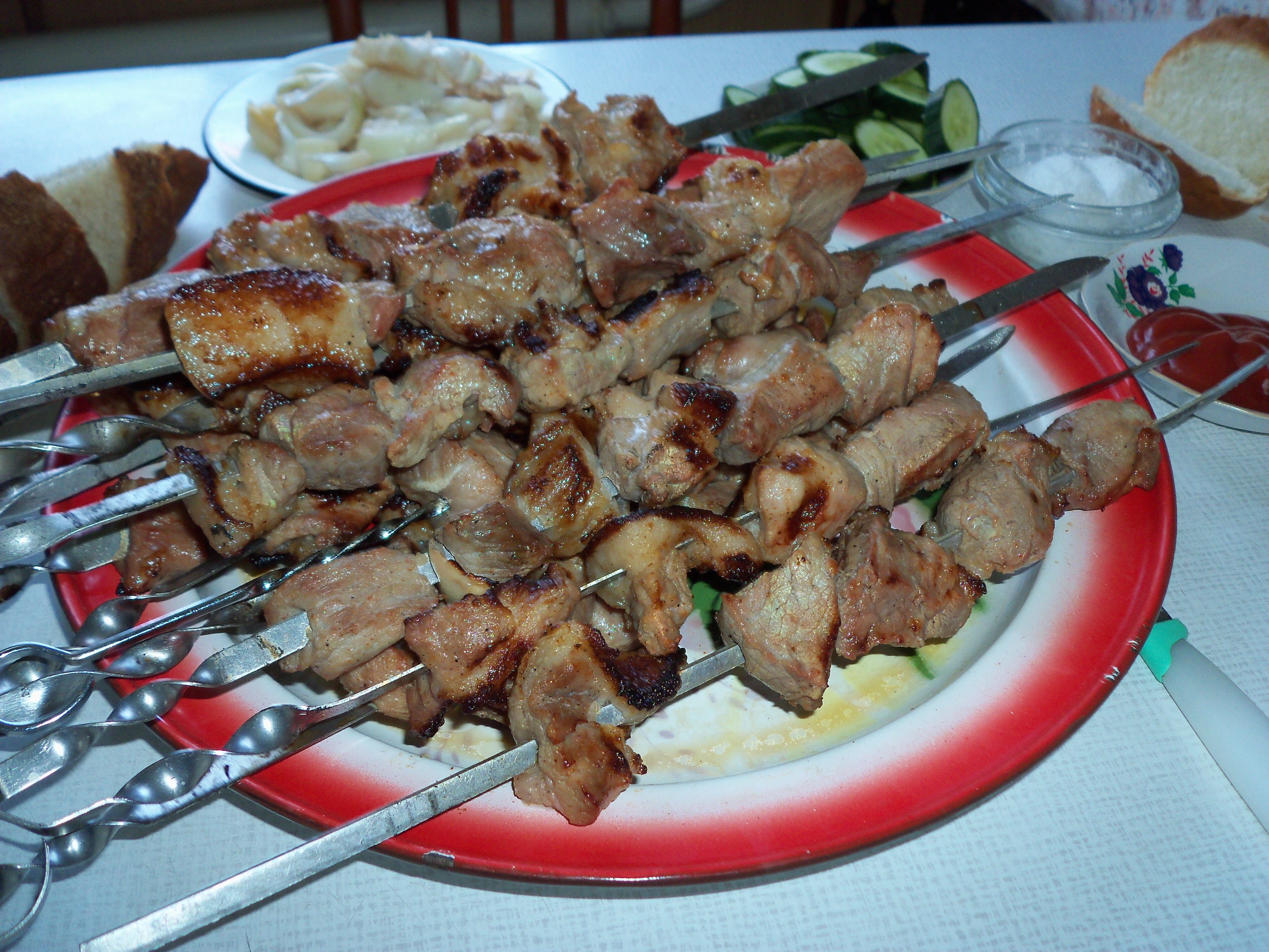 grilled, plate, table, cooking, skewer, seafood, indoors, healthy eating, crockery, Skewers, tasty, meal, close-up, temptation, wellbeing, Shish Kebab, HD Wallpaper