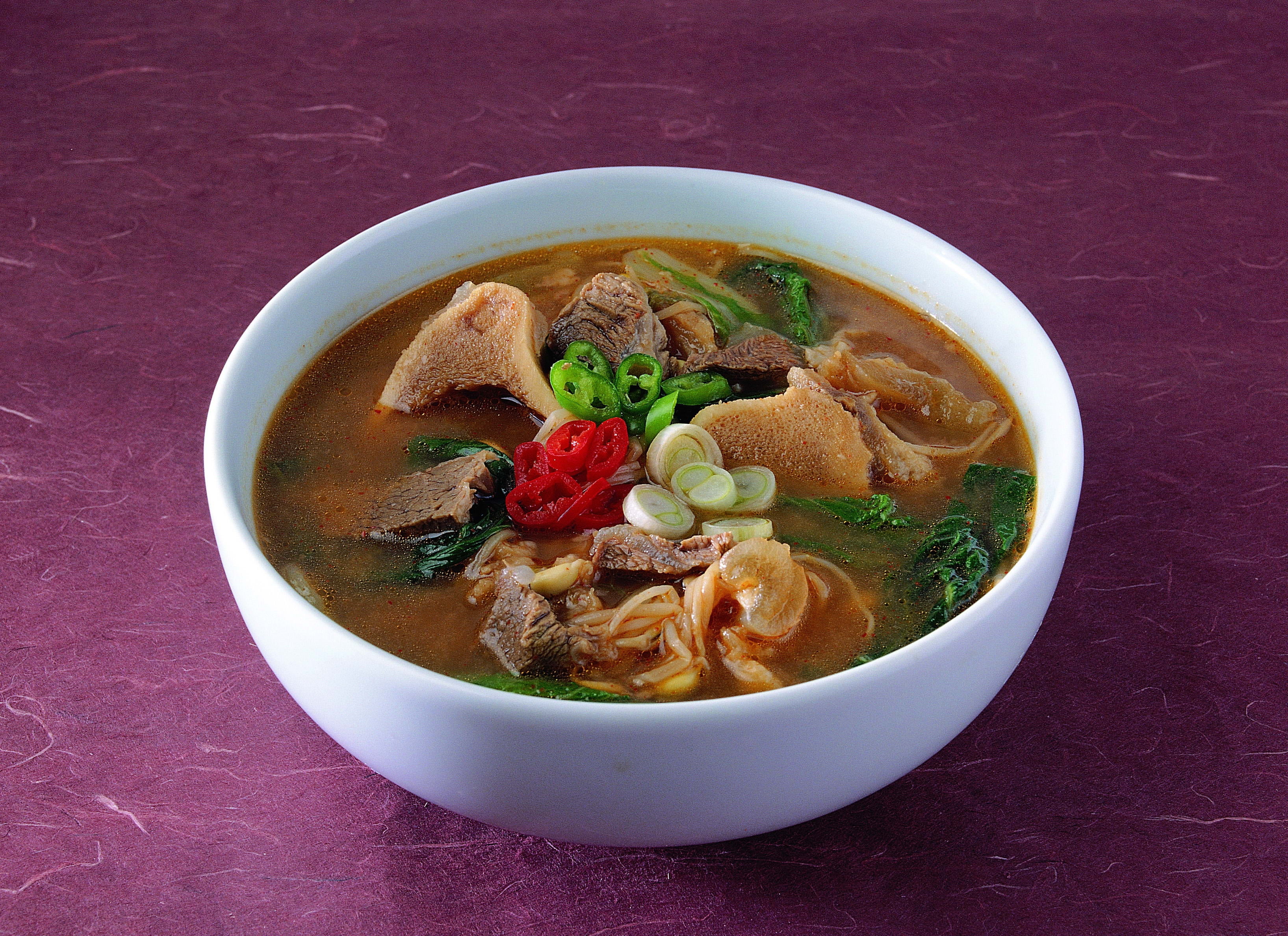 heat - Temperature, asia, 2K, italian food, serving size, vegetable, food, soup, pork, garnish, kimchi, east Asian Culture, high angle view, red, white meat, HD Wallpaper