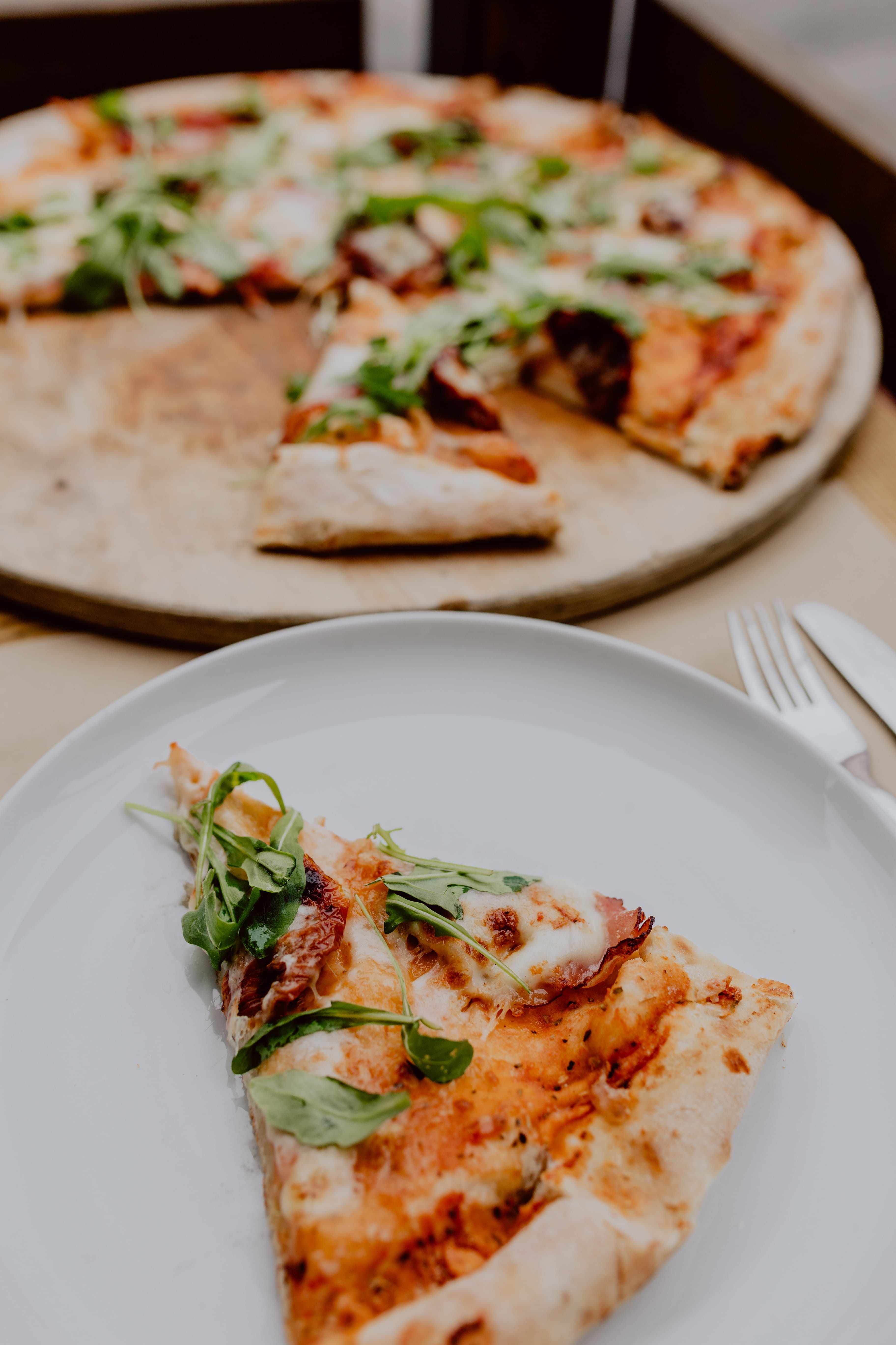 food and drink, close-up, high angle view, pizza, restaurant, italian food, delicious, food, italian, dinner, 5K, meal, vegetable, indulgence, temptation, Phone HD Wallpaper