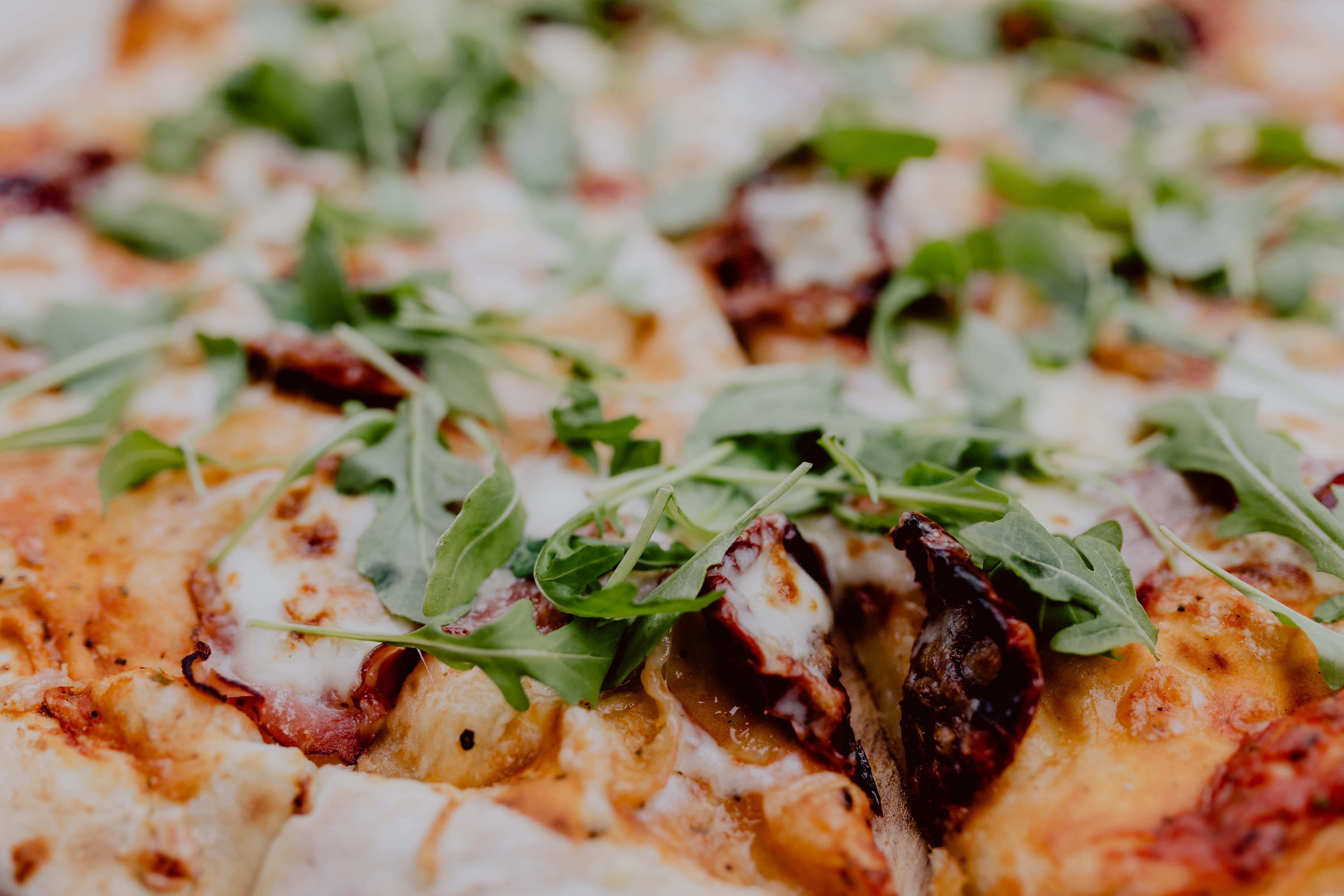 hungry, cheese, food, selective focus, arugula, indulgence, italian, cozy, herb, garnish, snack, 5K, leaf, no people, ready-to-eat, eat, pizza, full frame, HD Wallpaper
