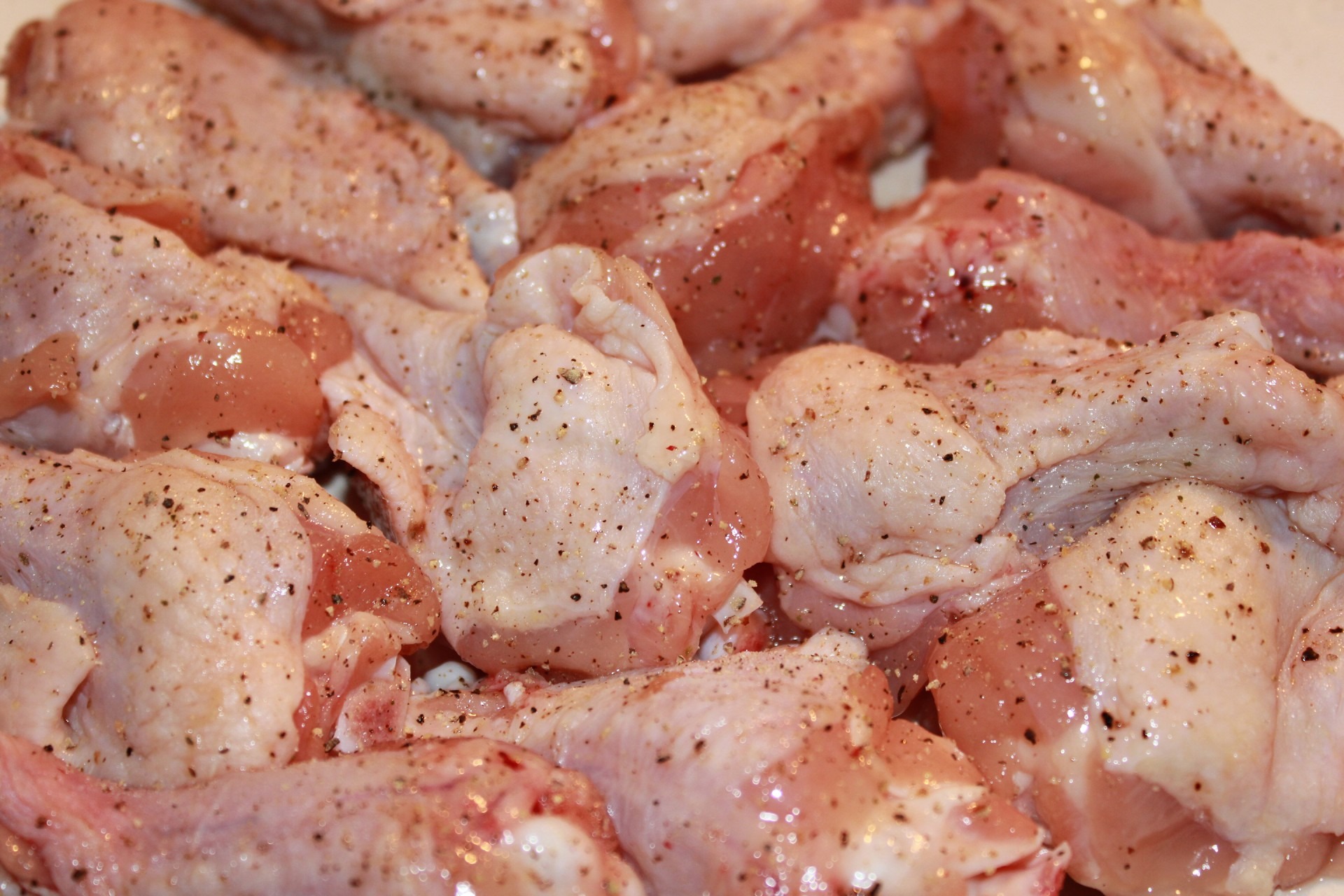 spice, still life, close-up, preparation, selective focus, meat, chicken legs, healthy eating, dinner, bacon, marinated, food and drink, octopus, processed meat, HD Wallpaper