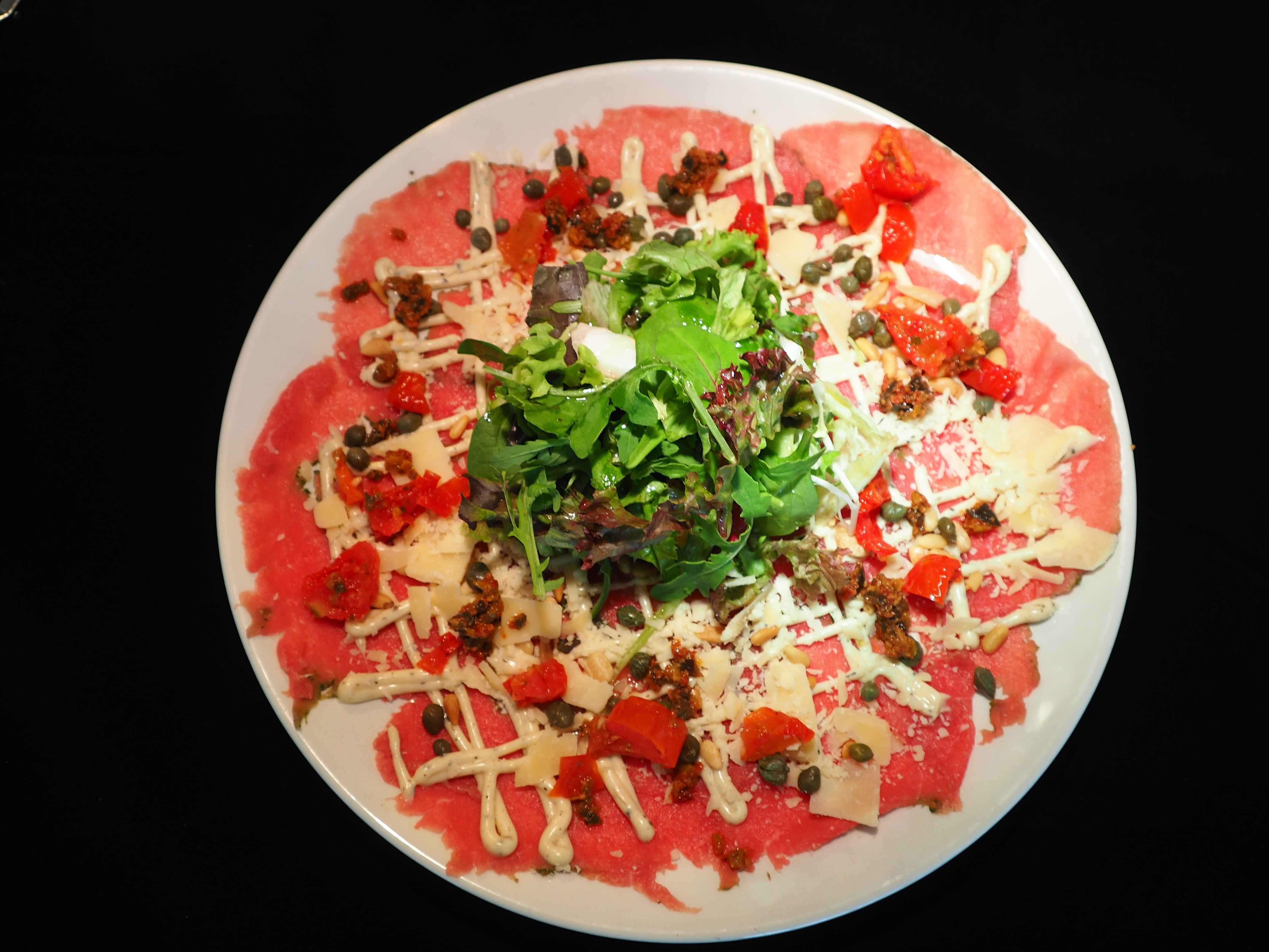carpaccio, arugula, beef, appetizer, meat, restaurant, ready-to-eat, red, healthy eating, food, food and drink, pizza, chopped, vegetarian food, plate, HD Wallpaper