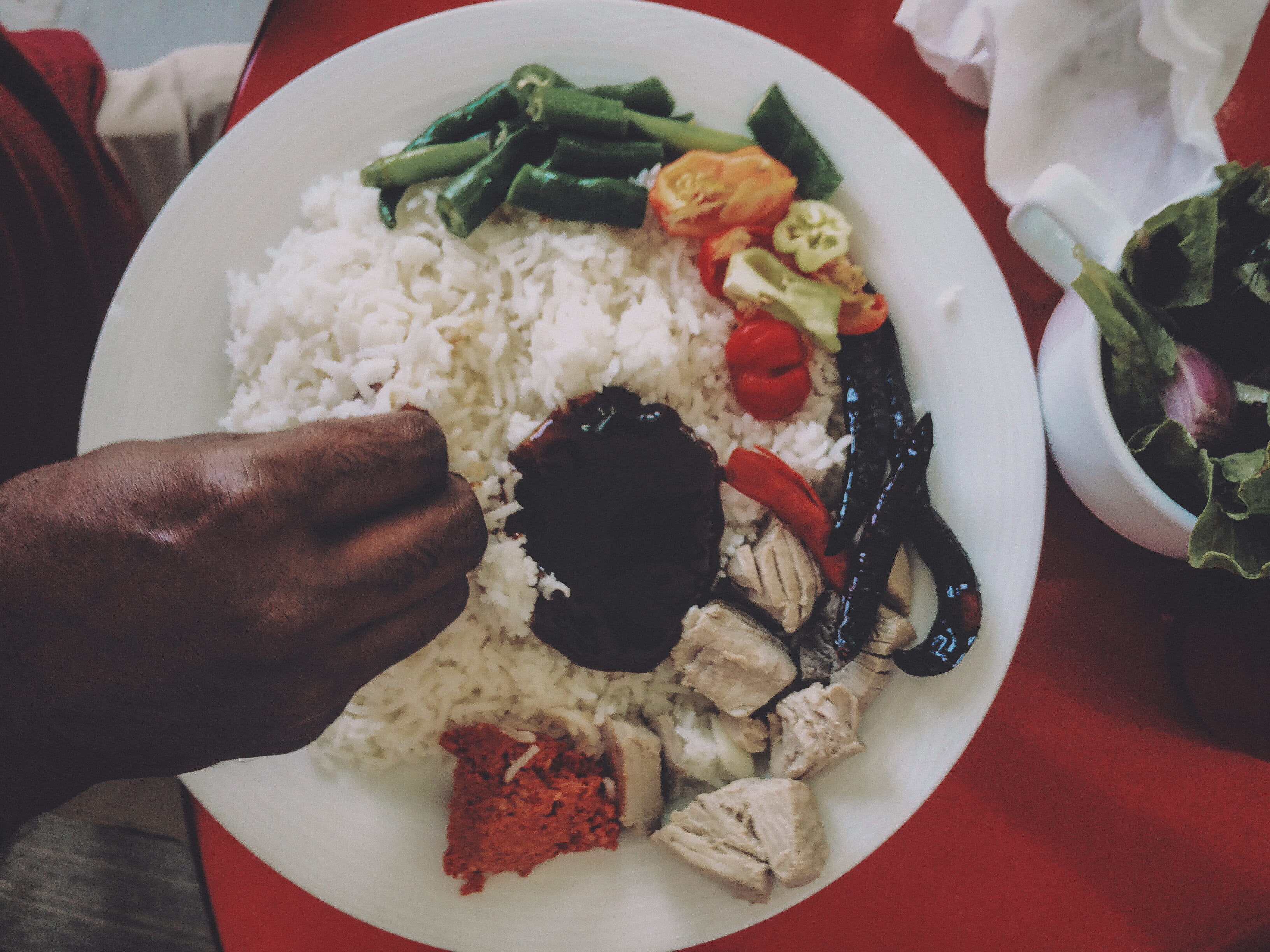 fishpaste, maldives, rice - food staple, breakfast, finger, real people, close-up, meal, human hand, spices, indoors, table, meat, tuna, human body part, HD Wallpaper