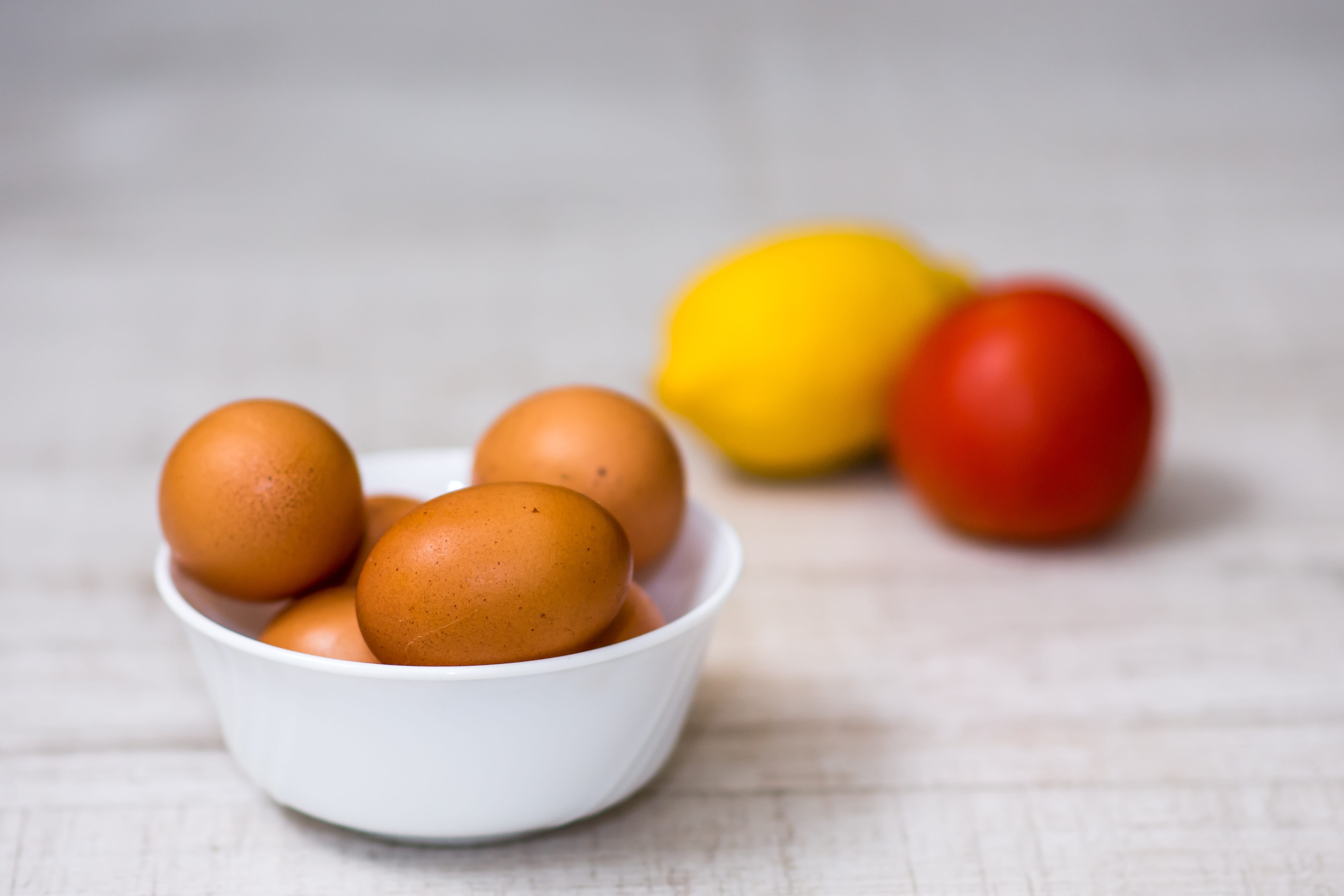 food, apricot, healthy lifestyle, bowl, medium group of objects, healthy eating, freshness, lemon, 5K, raw food, fresh, studio shot, dieting, table, group of objects, HD Wallpaper