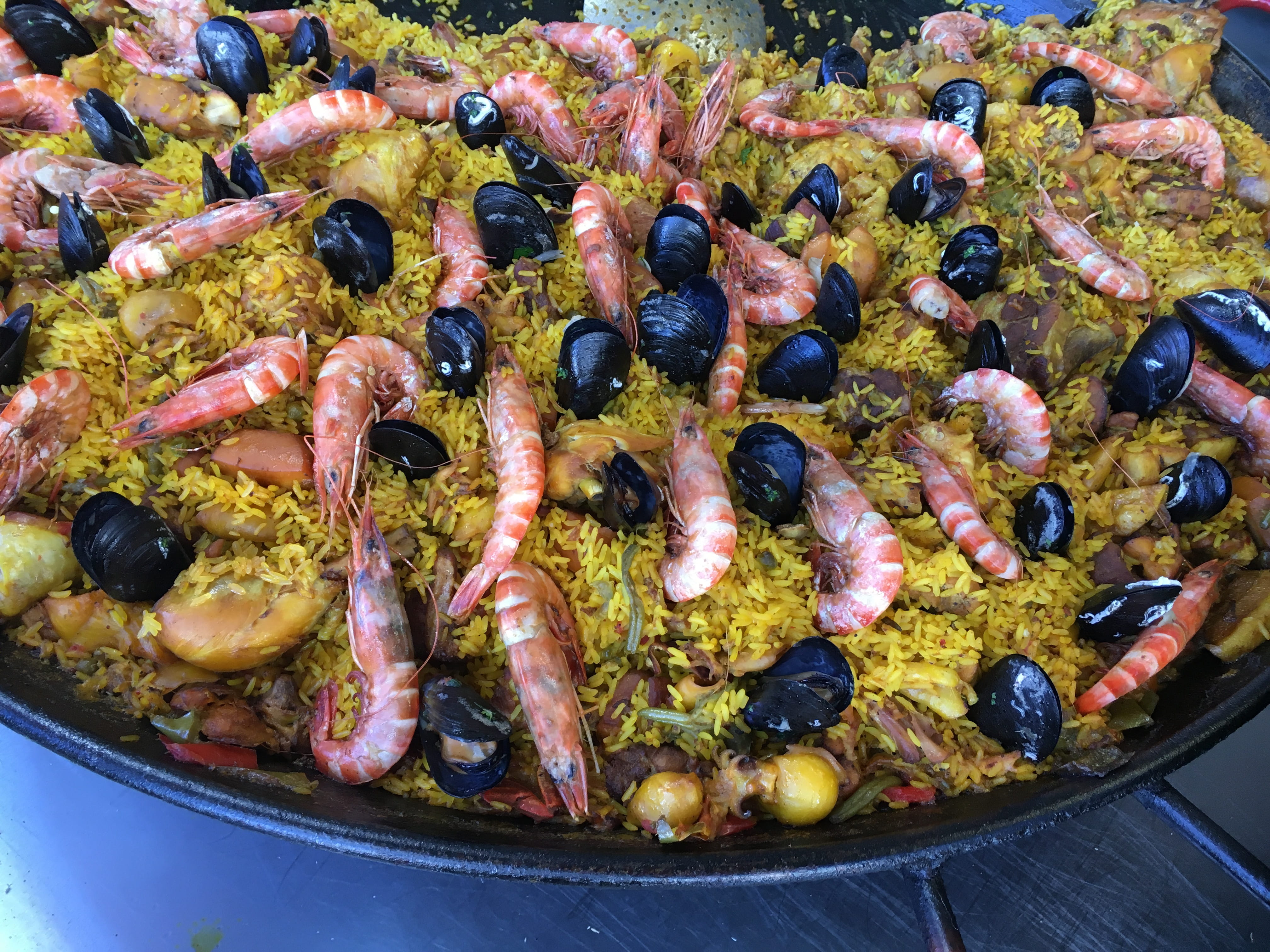 clam, saffron, plate, healthy, mussel, indoors, prepared, squid, freshness, prawn, fish, Paella, fruit, recipe, high angle view, shellfish, gourmet, still life, HD Wallpaper