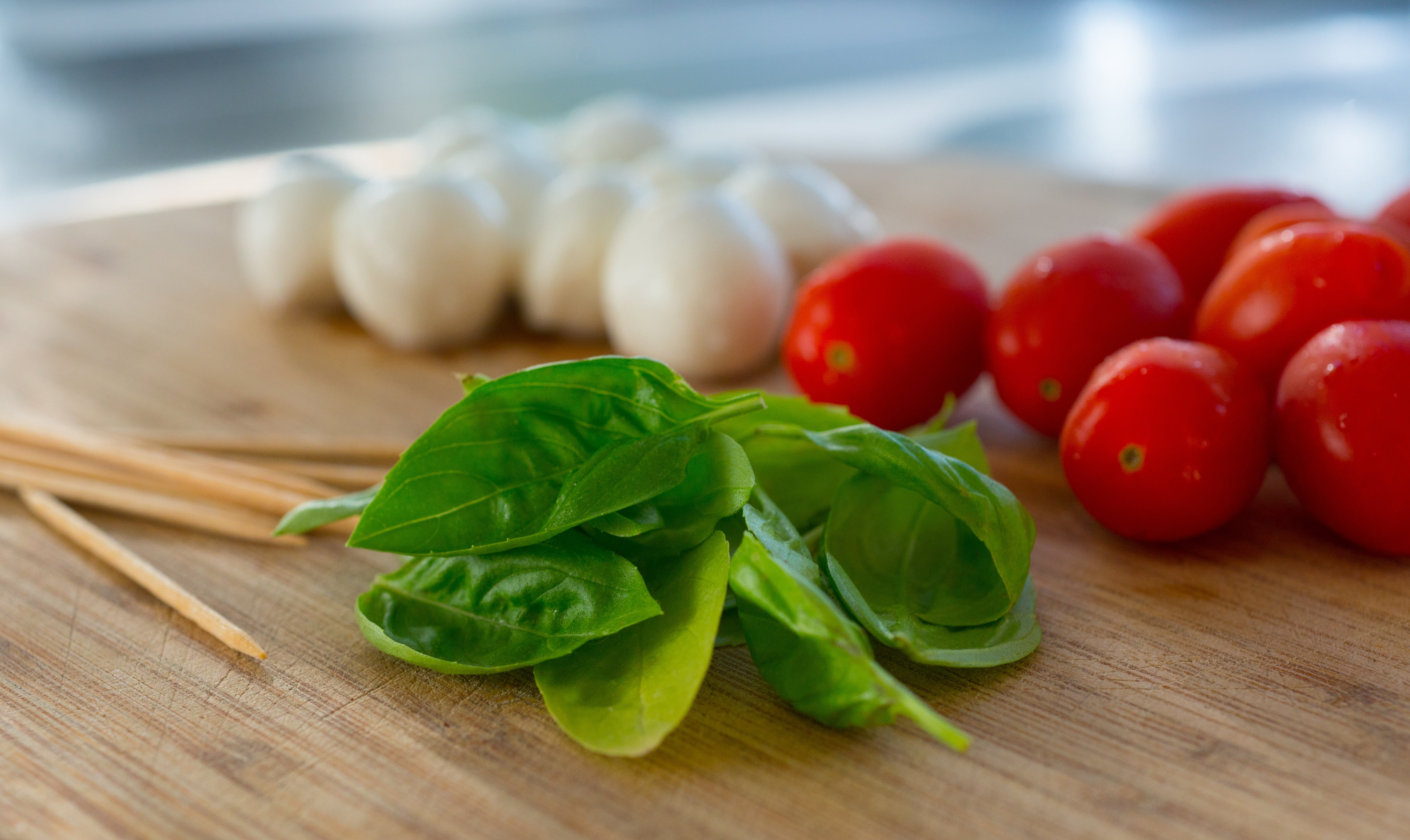 plant part, wood - material, starter, basil, freshness, kitchen, green color, olive, leaf, flavor, cuisine, healthy eating, diet, fresh, leaves, ingredient, HD Wallpaper