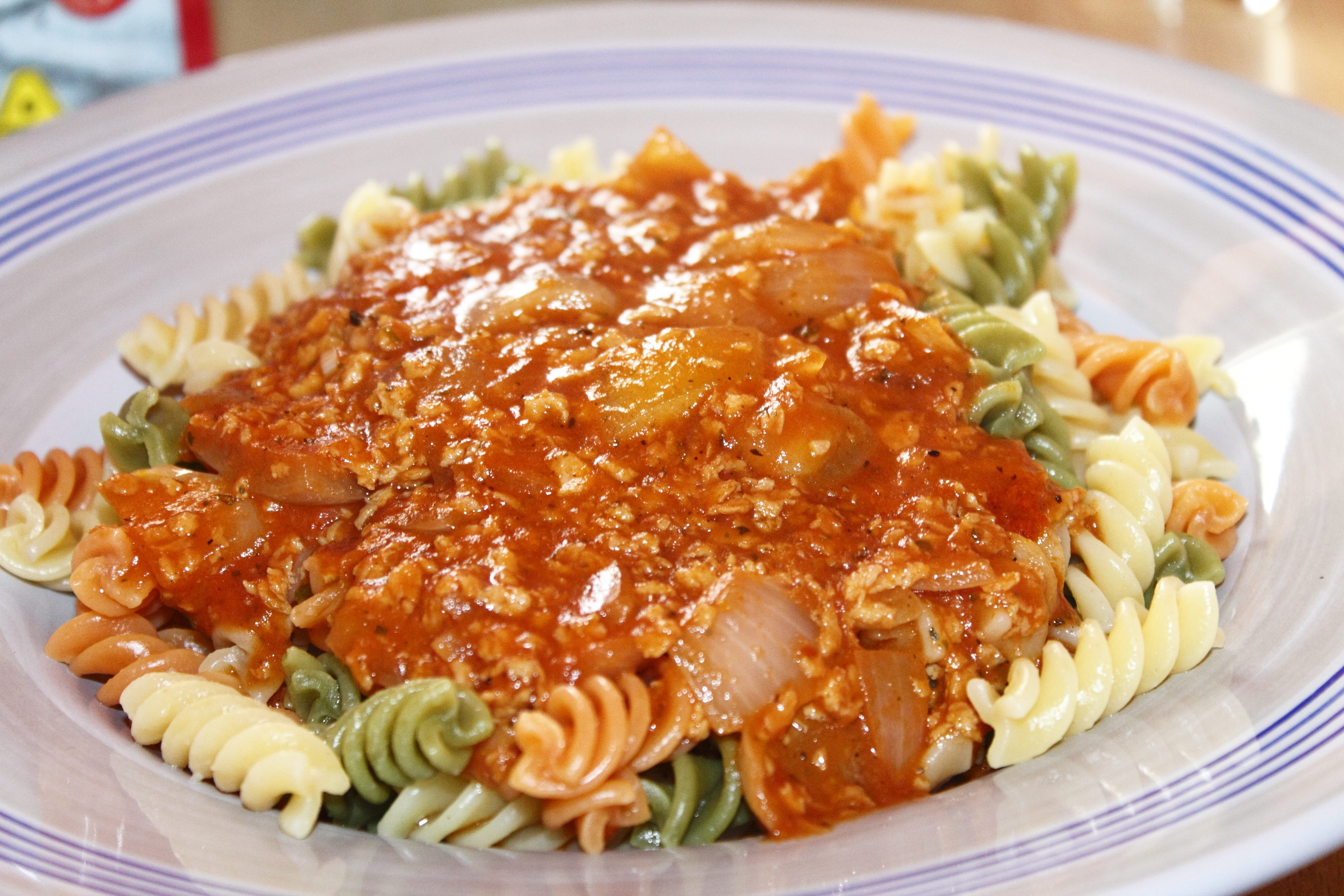 serving size, indulgence, dinner, freshness, ready-to-eat, tofu, meatless, colorful, noodles, food, indoors, sauce, close-up, plate, no people, table, italian food, HD Wallpaper