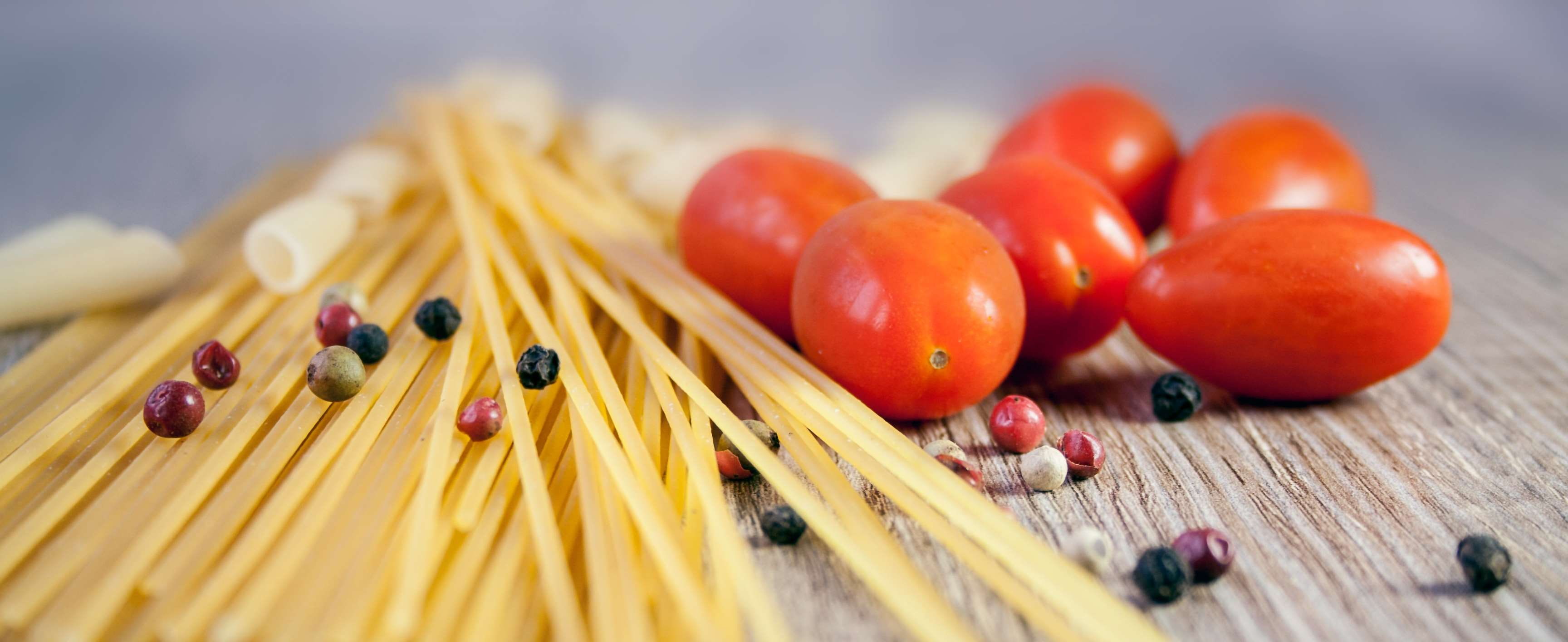 pasta, vegetable, tomato, penne, healthy eating, italian food, fruit, food and drink, indoors, carbohydrates, spicy, no people, lunch, black pepper, pepper, HD Wallpaper