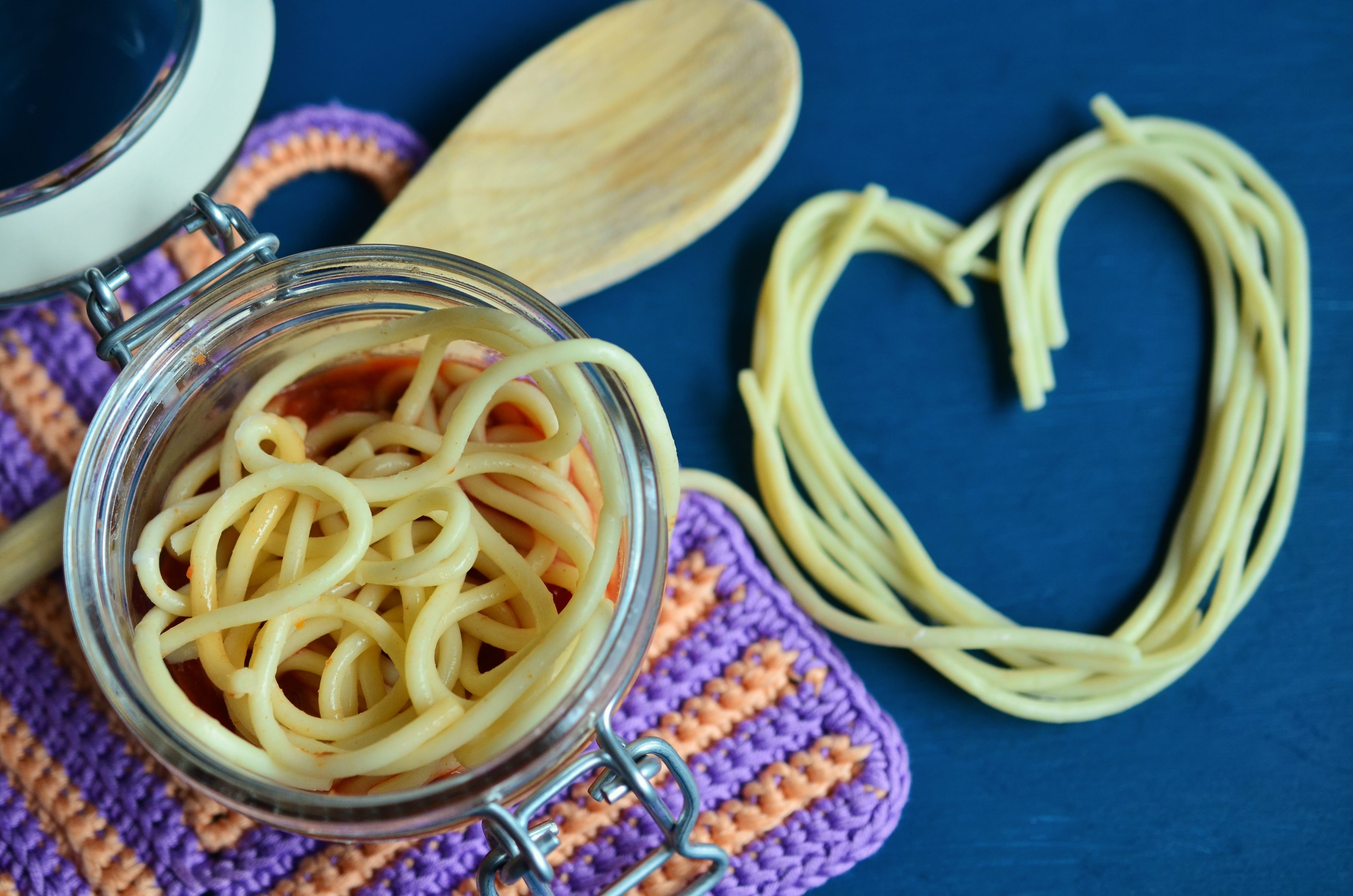 invitation, ready-to-eat, kitchen utensil, emotion, day, food, italian, close-up, container, Eat, freshness, table, 4K, Pasta, focus on foreground, italian food, HD Wallpaper
