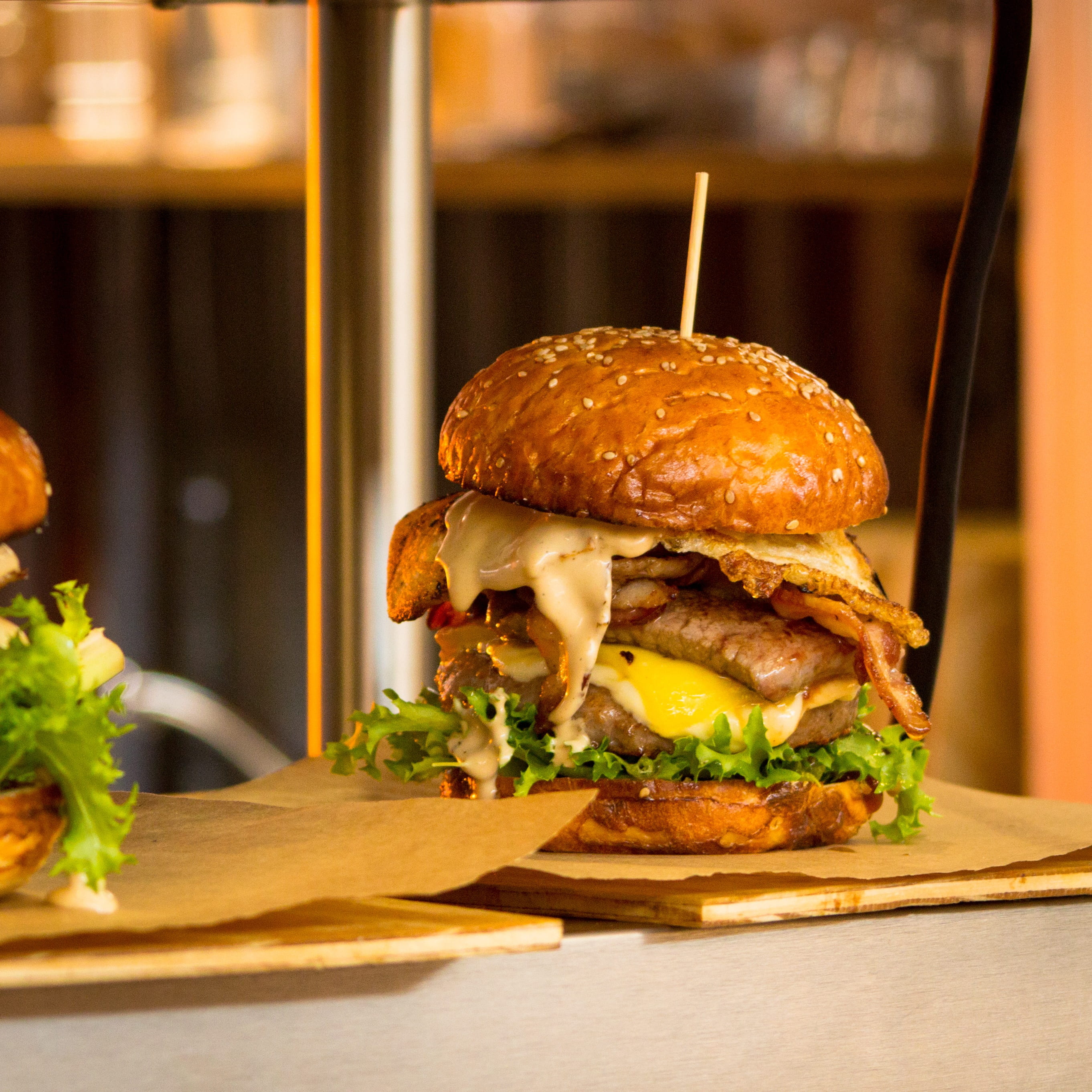 burger, grilled, top, cuisine, lunch, indoors, fast, grill, food and drink, meat, meal, fast food, wooden, fastfood, table, restaurant, fresh, white, ready-to-eat, Phone HD Wallpaper