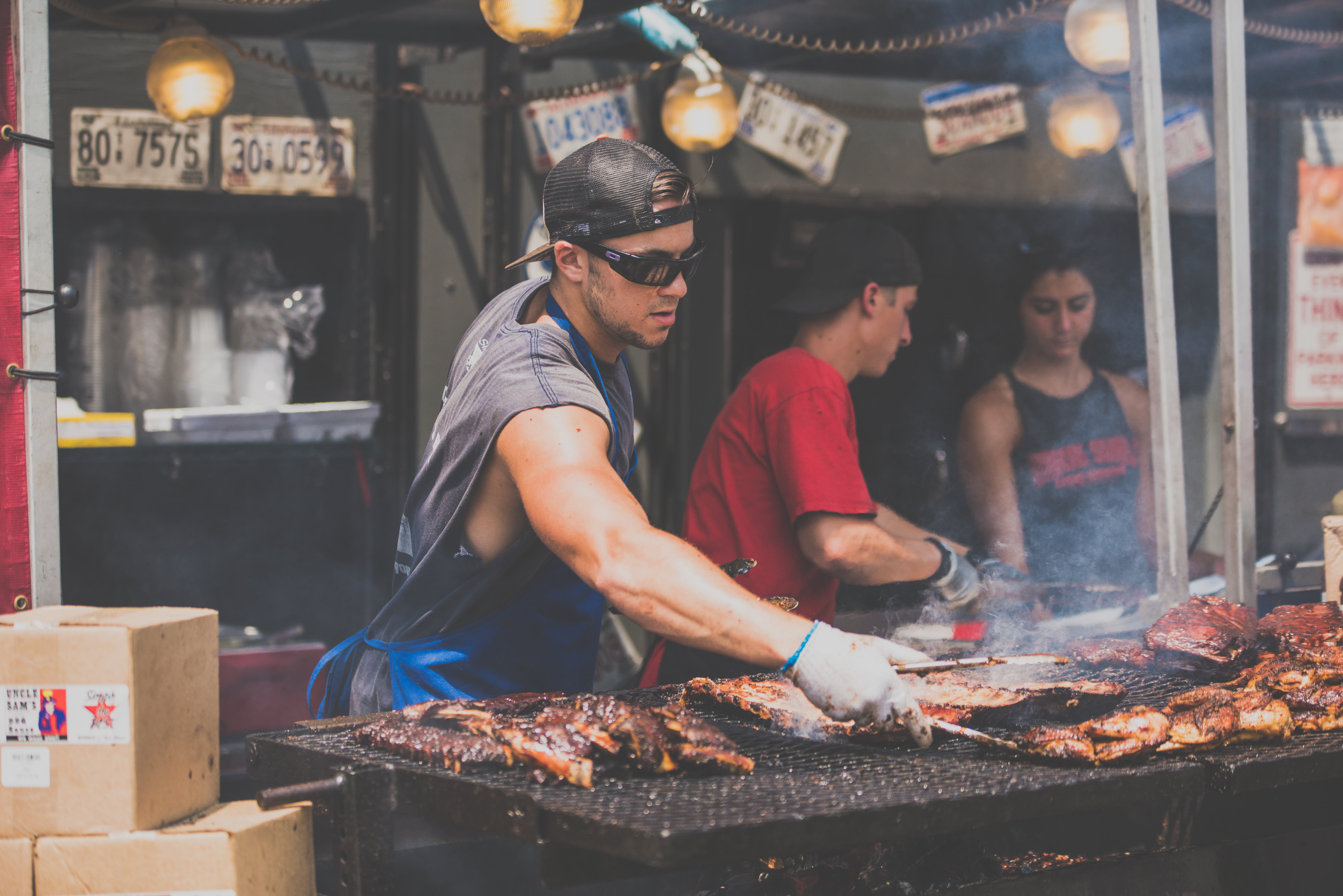 outdoors, smoke, standing, barbecue grill, real people, small business, freshness, street food, meat, market, people, waist up, barbecue, adult, men, bbq, HD Wallpaper