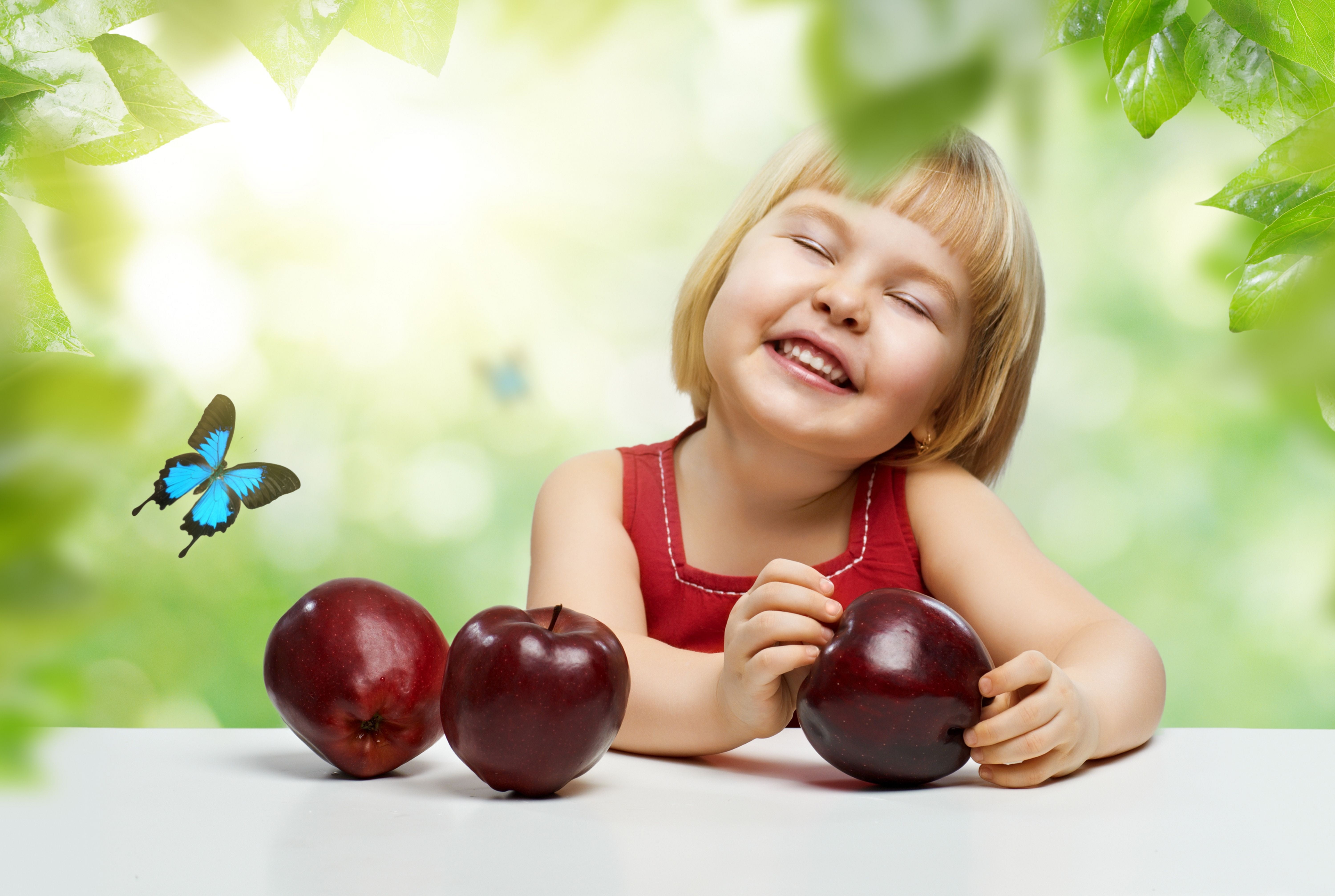 child, caucasian Ethnicity, focus on foreground, apple, s, apples, organic, smiling, beautiful, sleeveless, females, people, young Adult, front view, 5K, HD Wallpaper