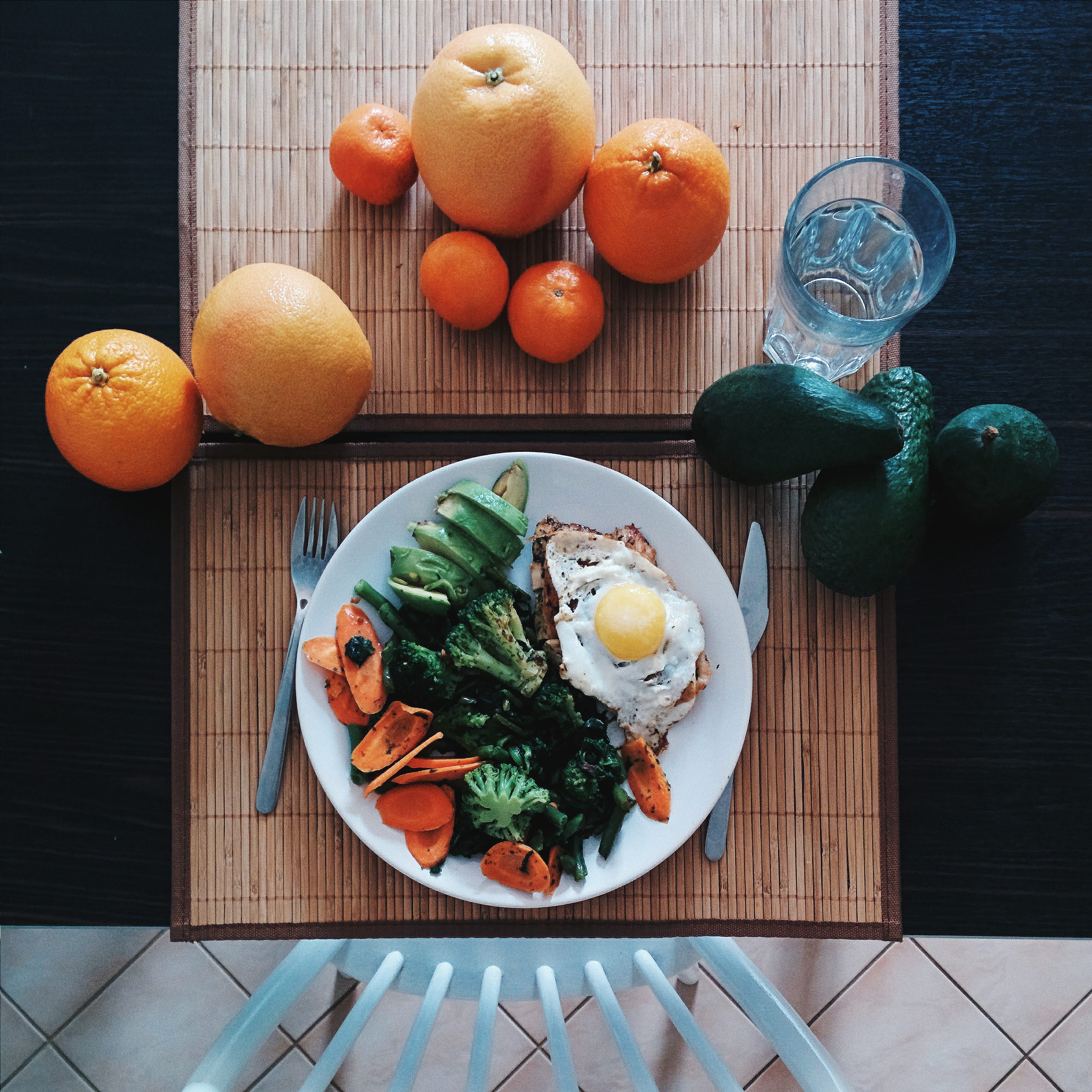 orange, meal, steak, healthy Eating, gourmet, egg, ready-to-eat, 1080P, broccoli, vegetable, glass, spinach, Chicken, seafood, avocado, wood - Material, Phone HD Wallpaper