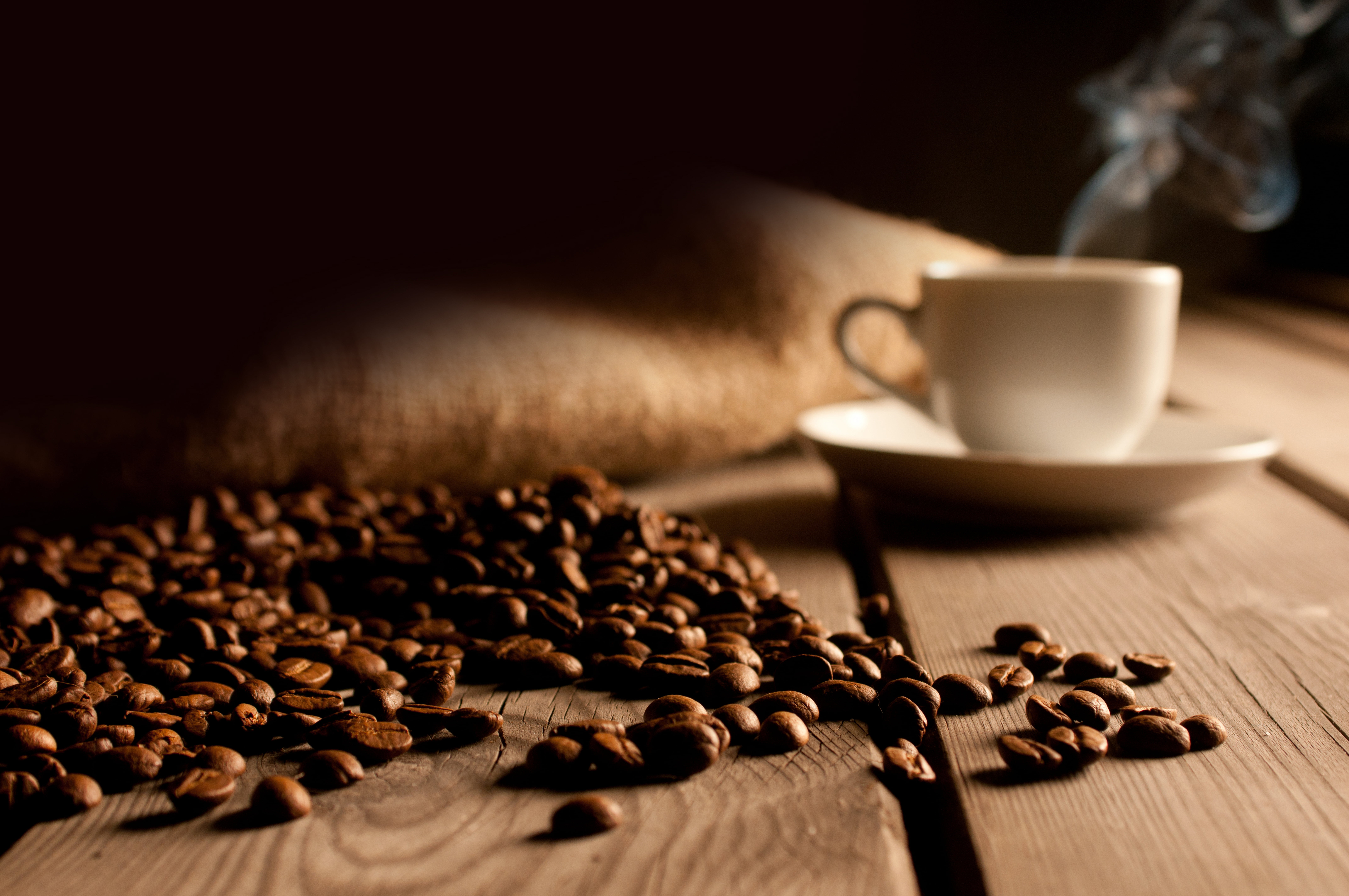 dark, close-up, wholegrain, grain, large group of objects, Board, burlap, grained, floor, backgrounds, roasted coffee bean, coffee Bean, scented, breakfast, HD Wallpaper