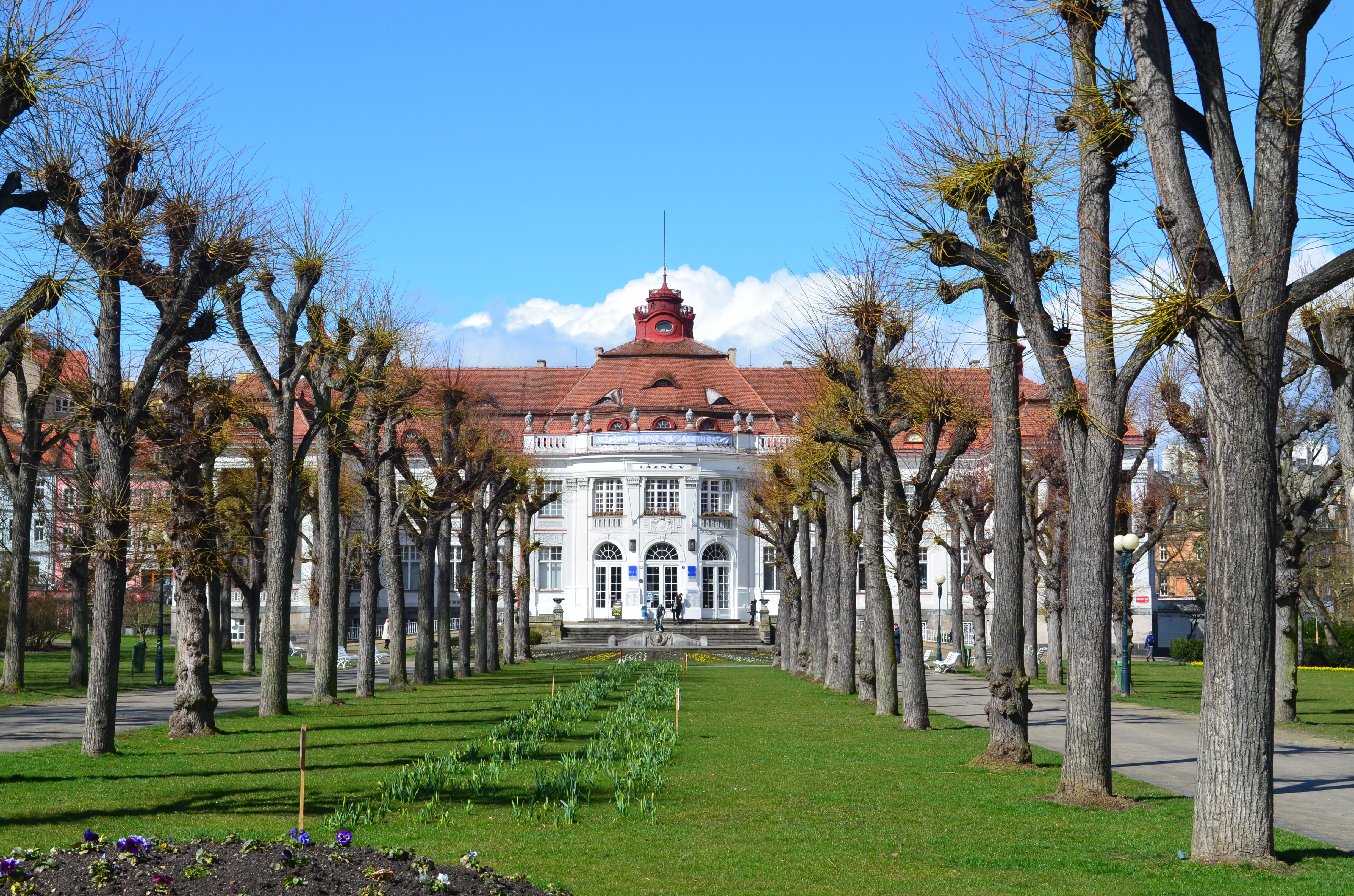 nature, outdoors, day, kurhaus, growth, sky, building exterior, clear sky, plant, 4K, grass, religion, the past, place of worship, no people, building, HD Wallpaper
