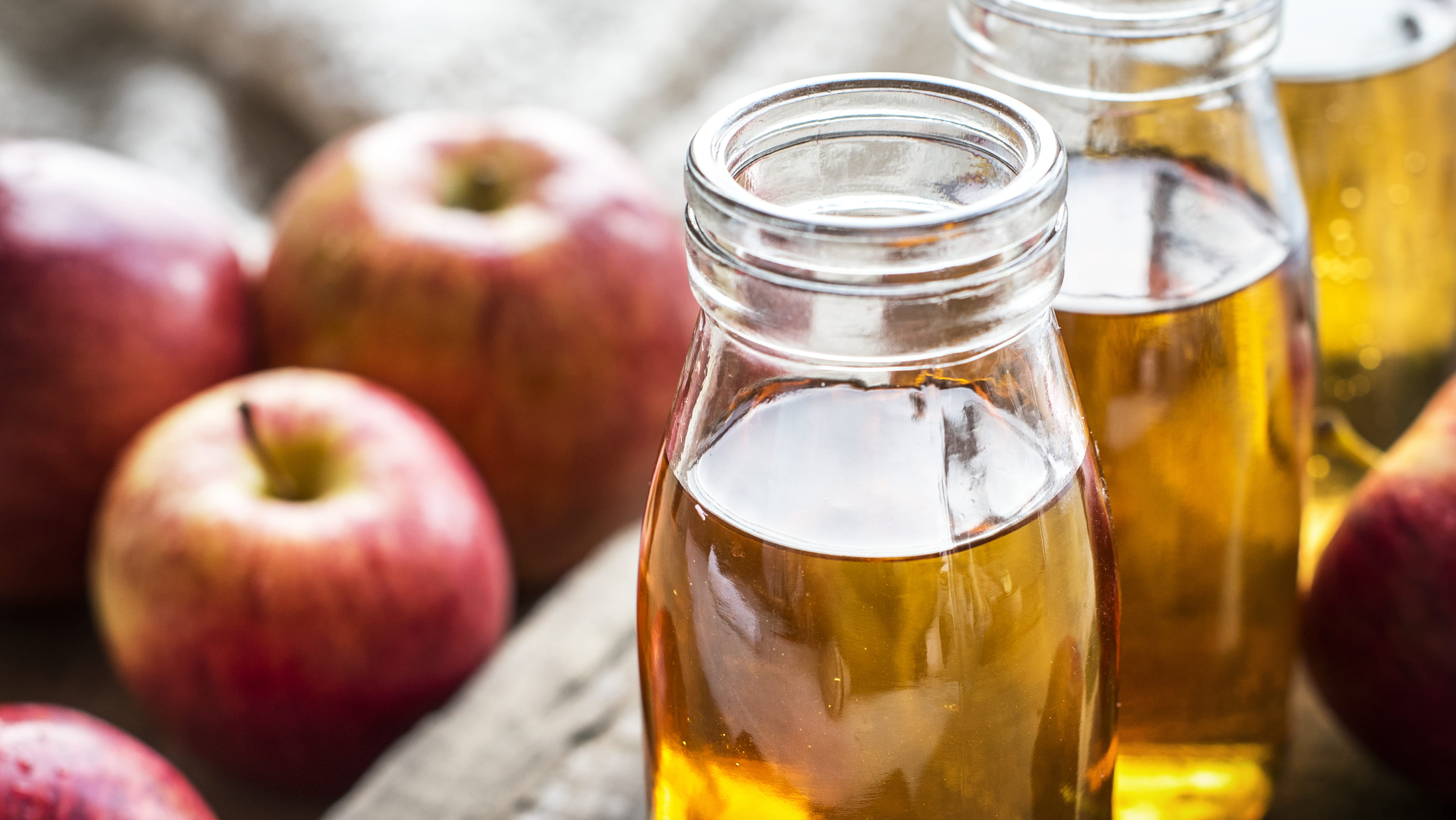 color, cold, bottles, ripe, food photography, freshness, no people, glass bottle, ingredient, fruit, cider, food and drink, bottle, fruits, wellbeing, reflection, HD Wallpaper