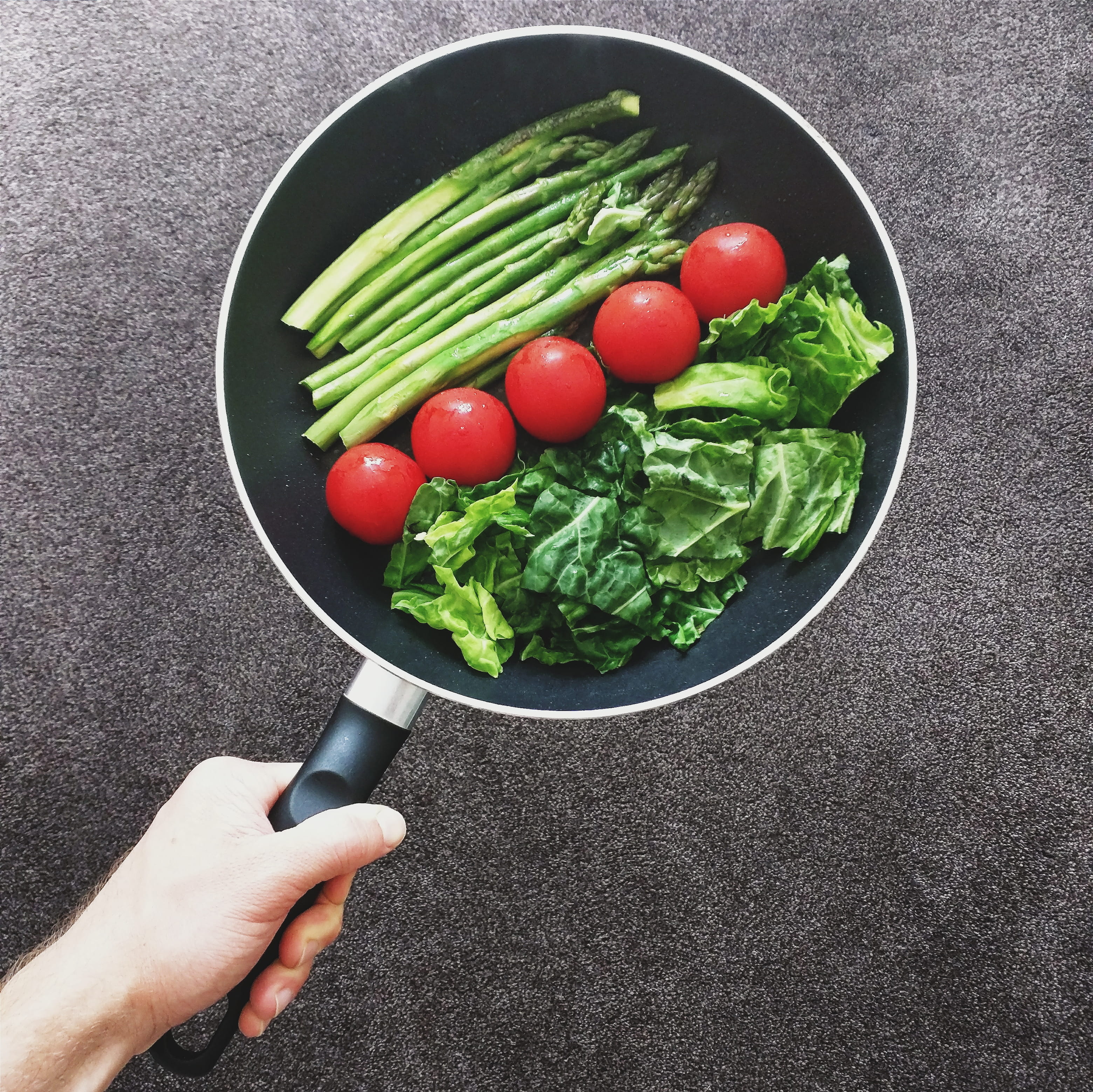 lettuce, healthy Eating, healthy Lifestyle, raw Food, meal, kale, kitchenware, green Color, freshness, stir, food And Drink, top view, tomato, close-up, HD Wallpaper