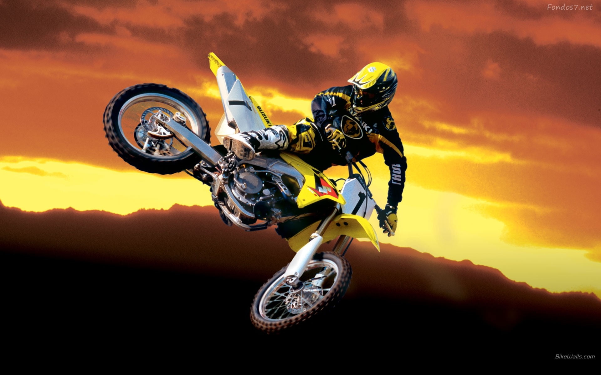 sunset, 1080P, motorcycle, Tricks, mountains, mountain pass, HD Wallpaper
