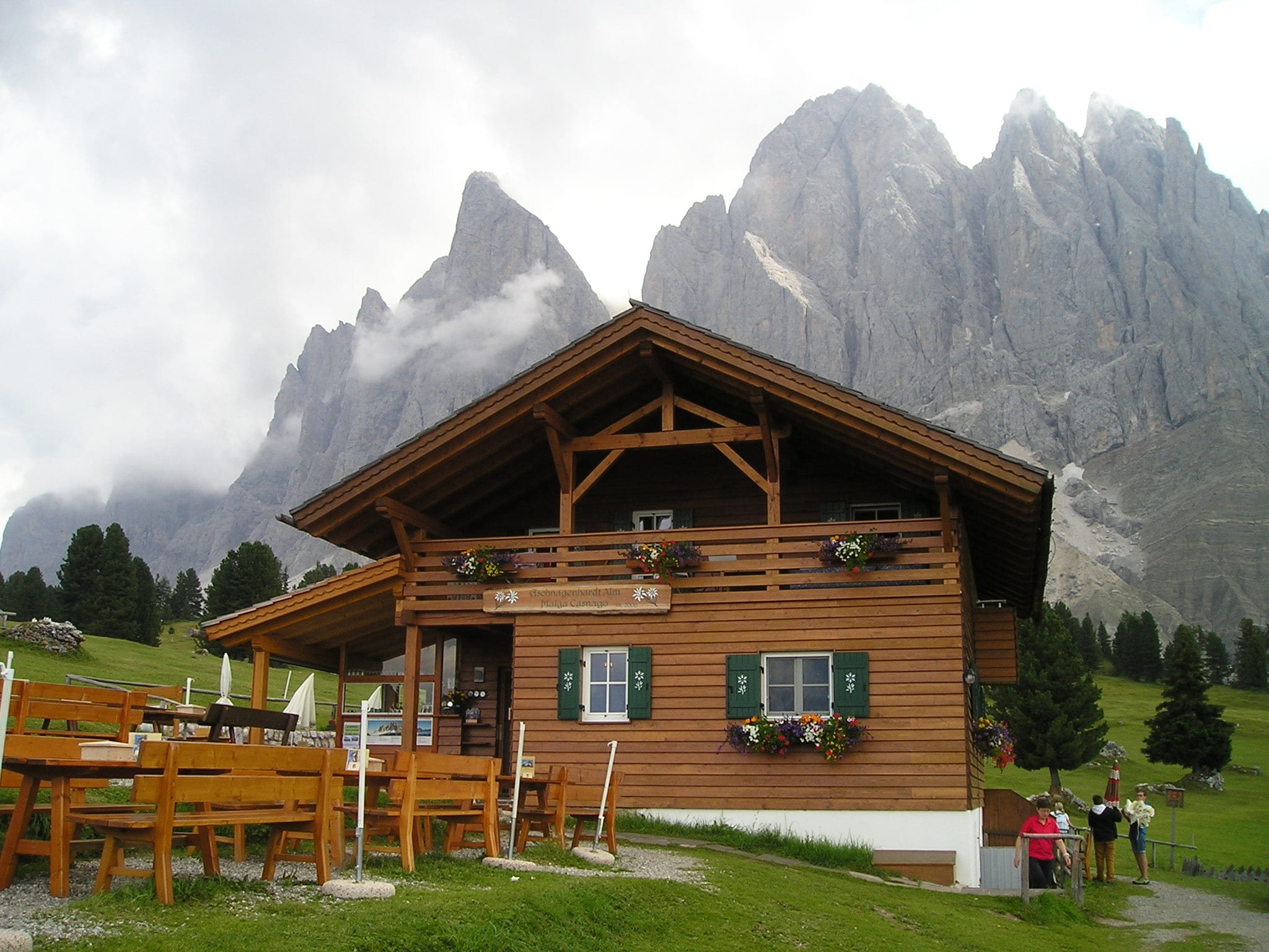 wood - material, cloud - sky, adolf munkel off, mountain, formation, building, dolomites, hut, plant, tree, mountain hut, south tyrol, 1080P, mountain range, HD Wallpaper