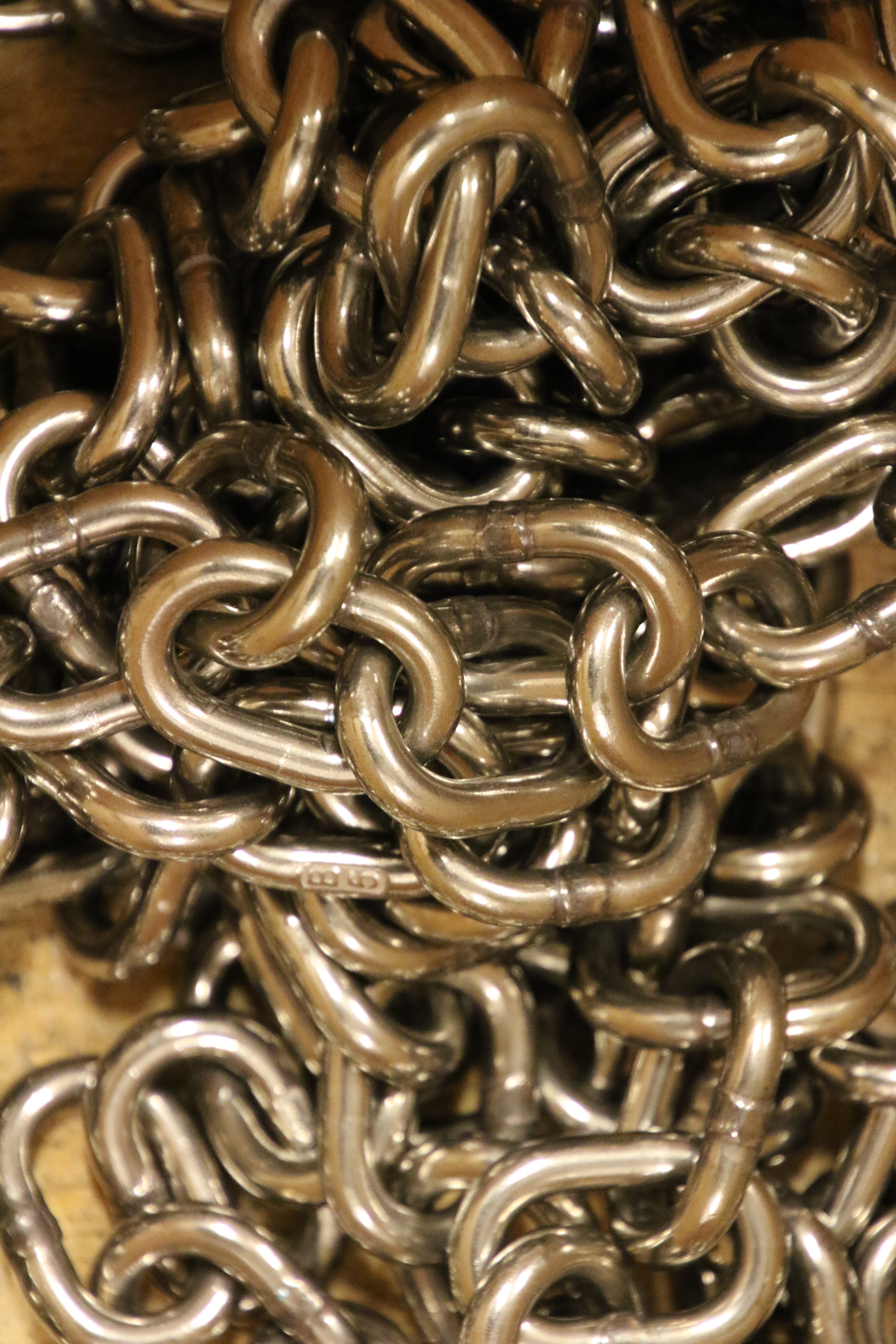 no people, shiny, keep, full frame, metal, studio shot, still life, close-up, selective focus, indoors, in a row, backgrounds, connect, chain, pattern, Phone HD Wallpaper