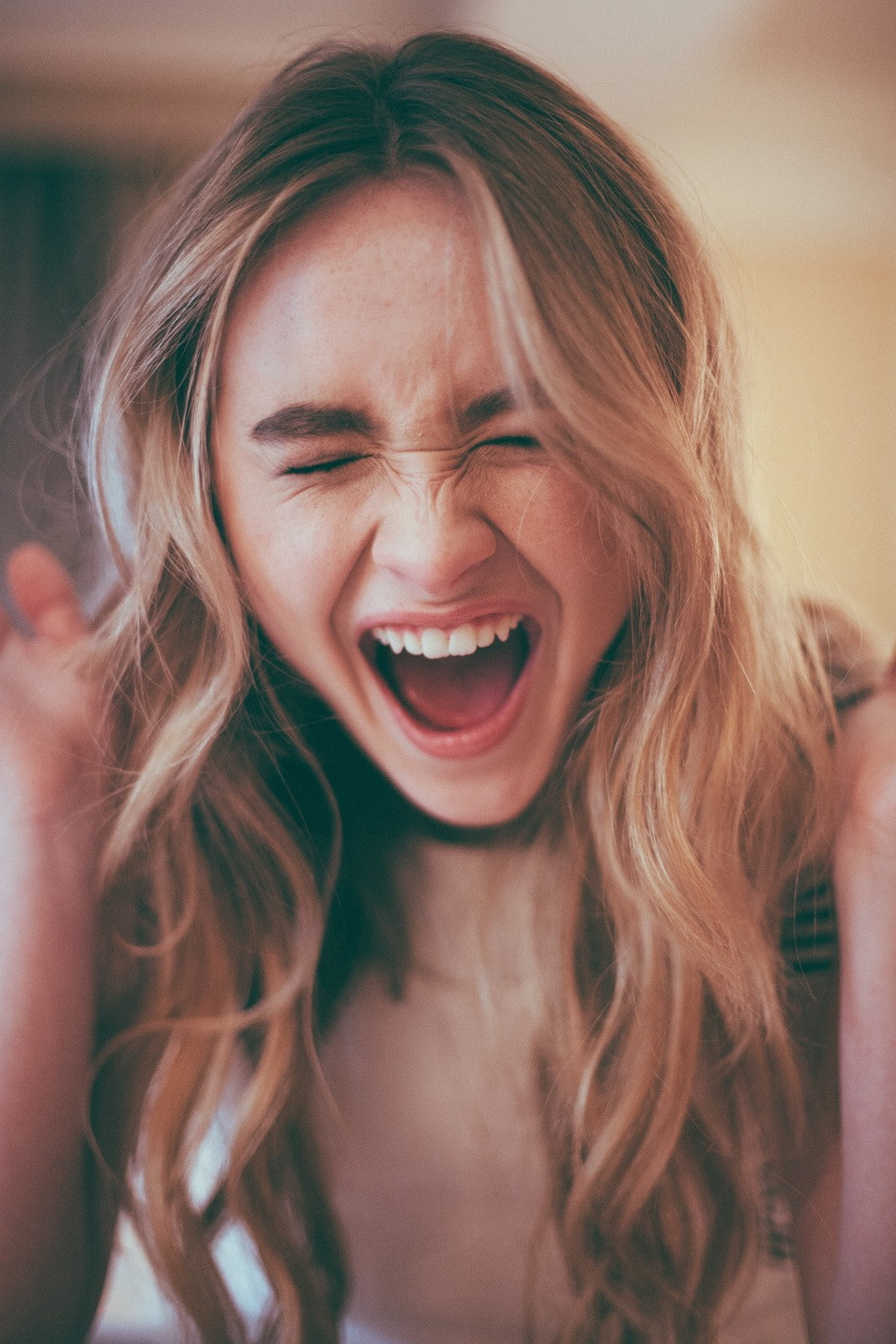 mouth open, young adult, headshot, excitement, indoors, hairstyle, emotion, shouting, adult, one person, portrait, happiness, positive emotion, long hair, Phone HD Wallpaper