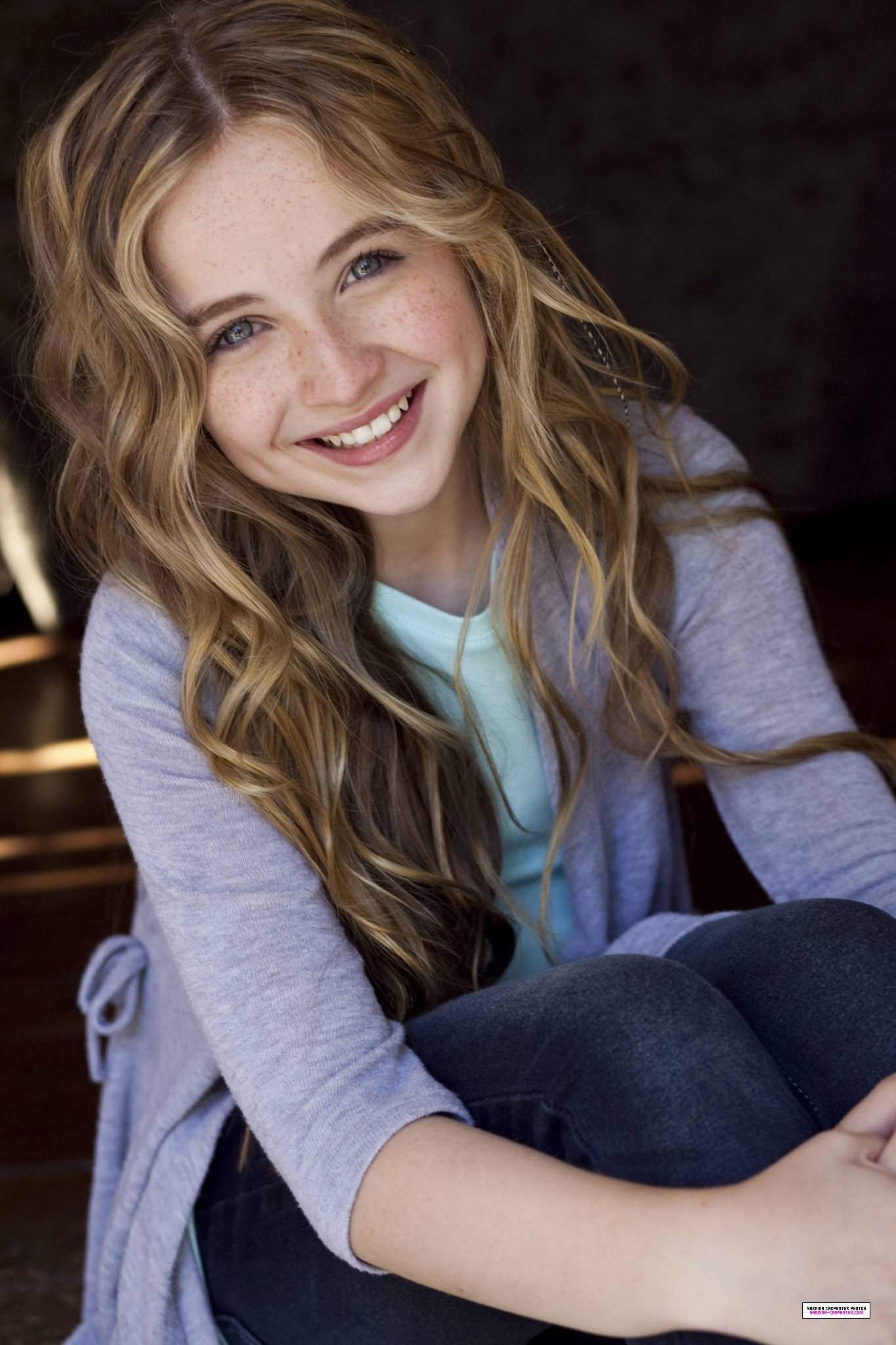 women, Sabrina Carpenter, 1080P, Phone HD Wallpaper