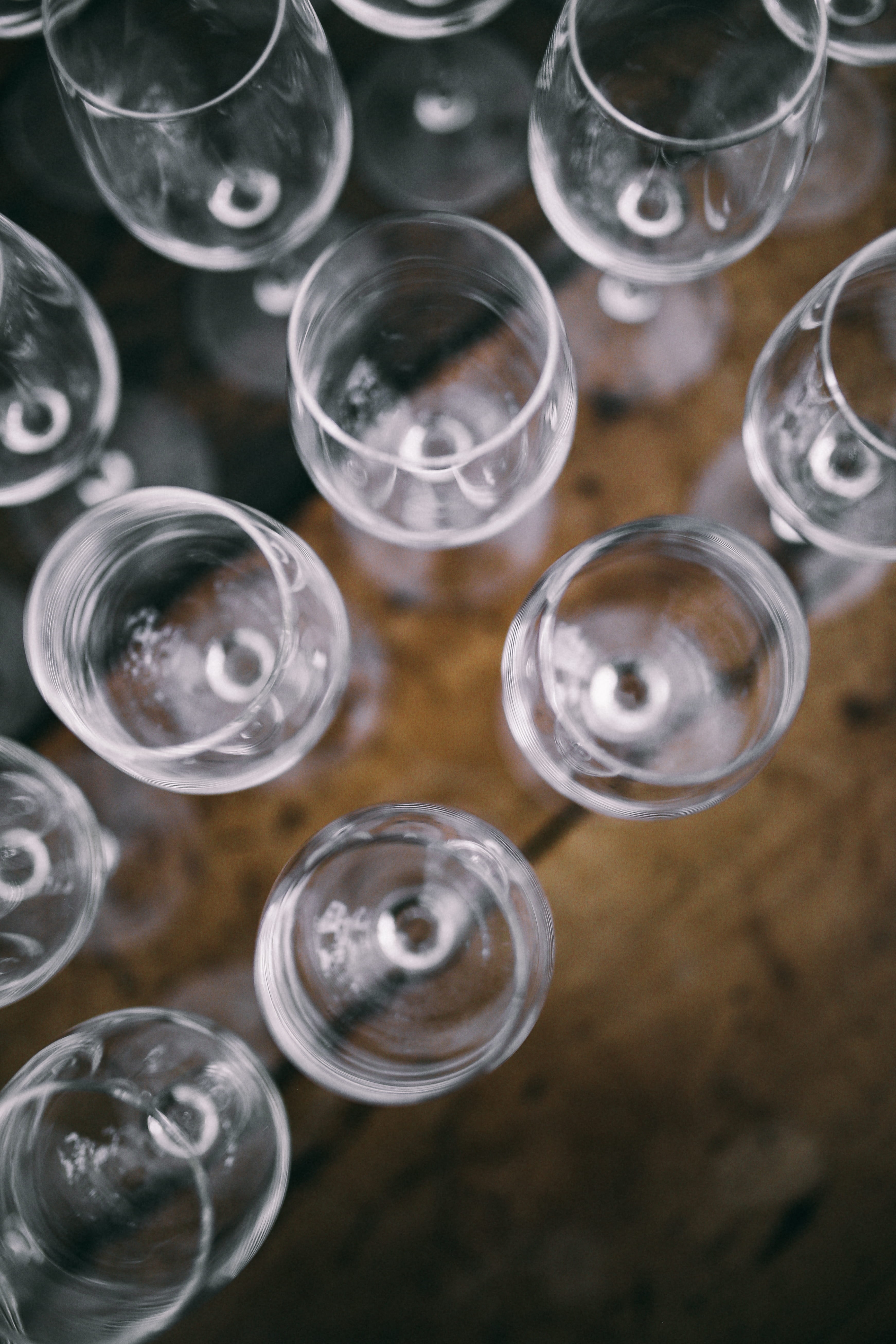 refreshment, wineglass, wine, Empty, arrangement, selective focus, still life, directly above, alcohol, drinking Glass, transparent, large group of objects, Phone HD Wallpaper