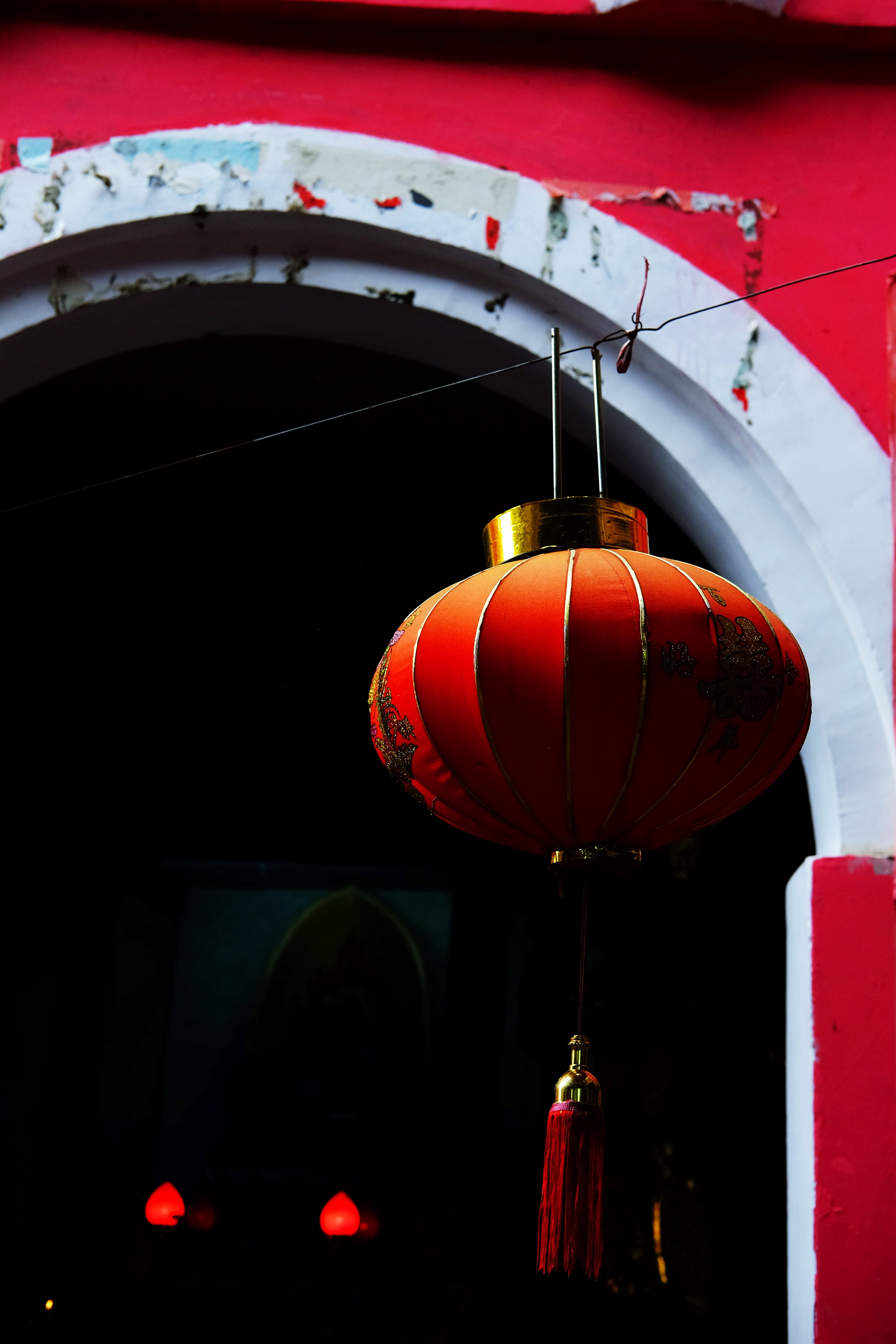 chinese, les, travel, balloon, light, temple, res, event, chinese lantern, hanging, 4K, day, lighting equipment, outdoors, built structure, focus on foreground, Phone HD Wallpaper