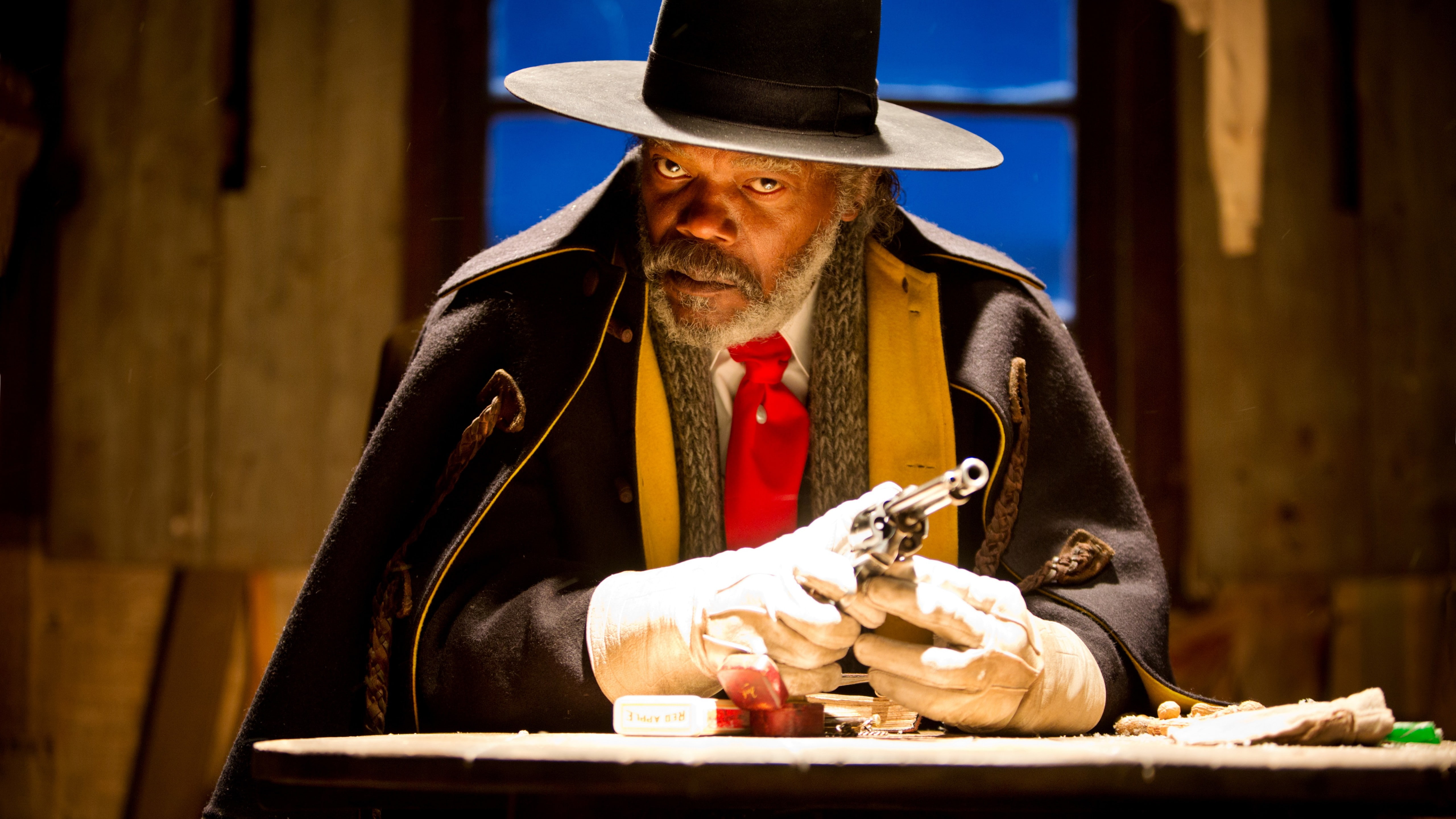looking, The Hateful Eight, 5K, western, man, black, Samuel L. Jackson, straight, hat, Best Movies, camera, coat, HD Wallpaper