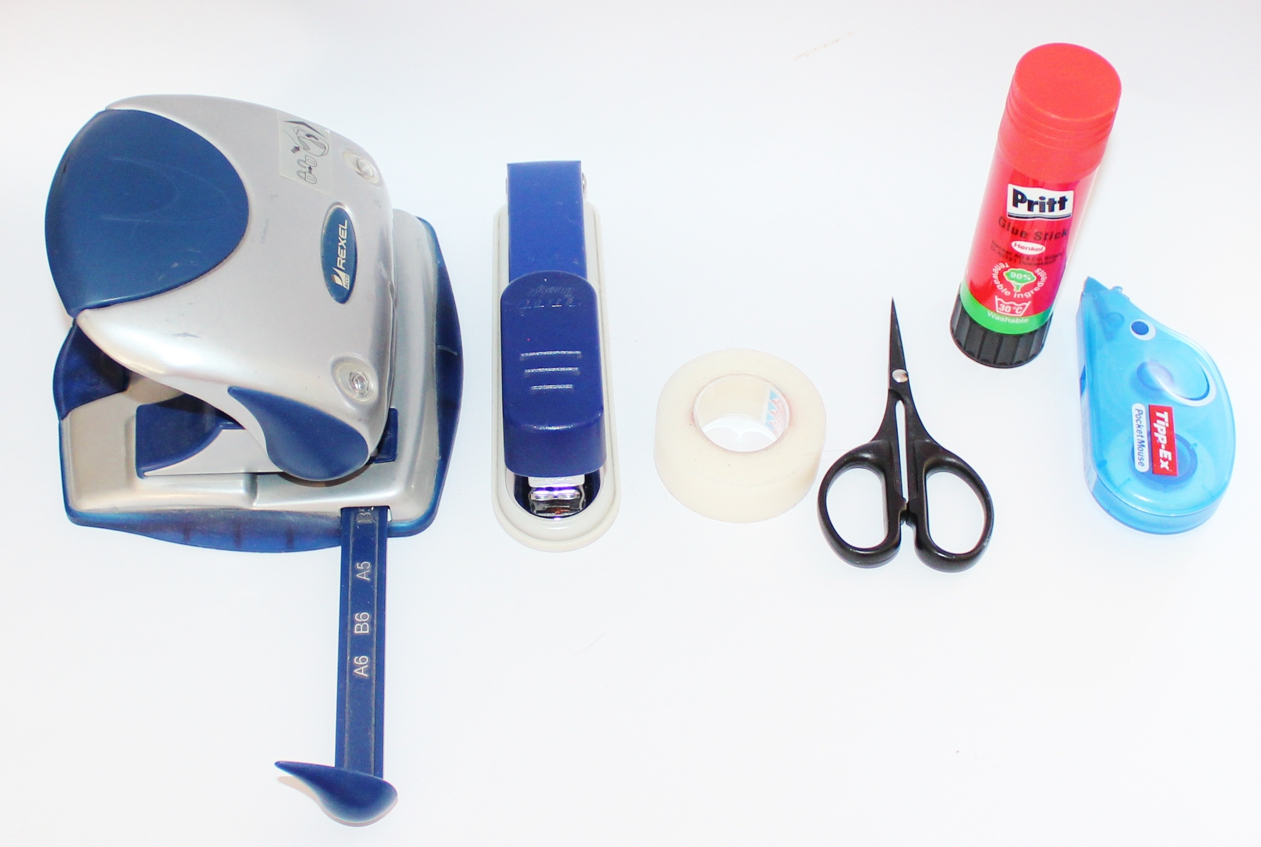 2K, indoors, container, plastic, blue, seminar, technology, scissors, office, high angle view, office supplies, punch, variation, still life, text, tacker, HD Wallpaper
