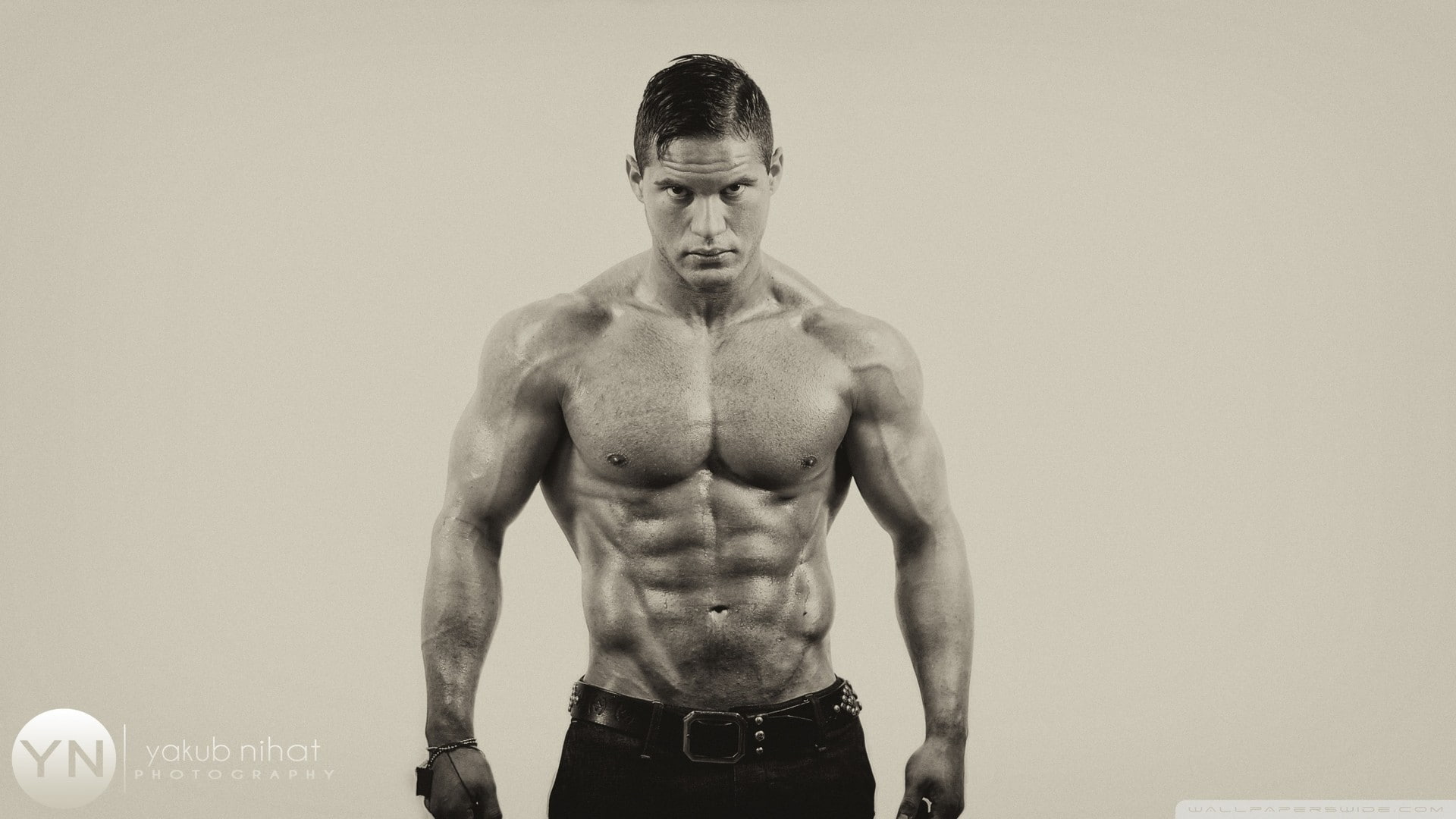 men, Tavi Castro, 1080P, male models, fitness model, looking at viewer, simple background, steroids, muscles, HD Wallpaper