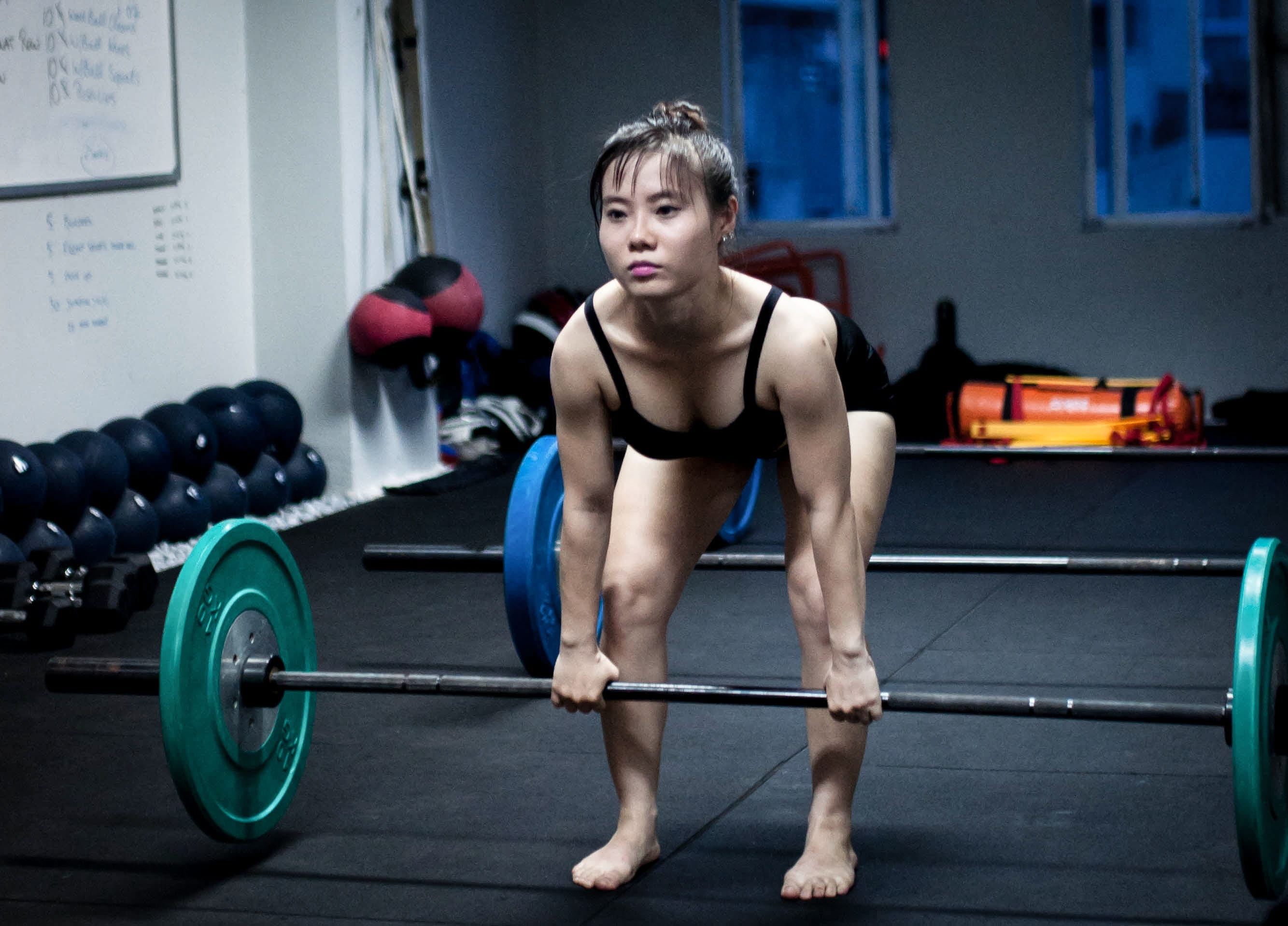 self improvement, exercise, barbel, workout, holding, full length, one person, fitness, weights, rod, lifestyles, effort, 2K, clothing, weightlifting, HD Wallpaper