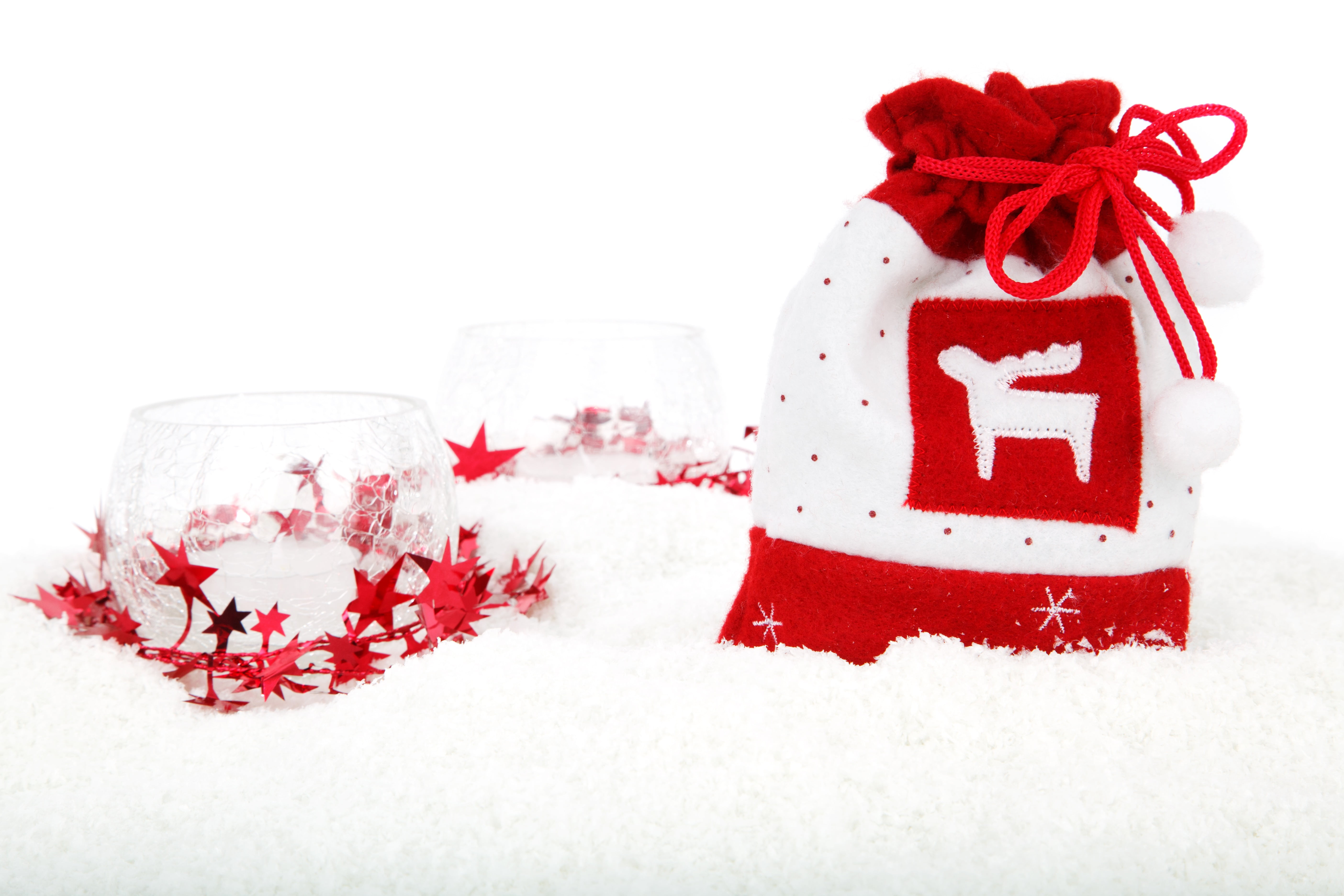 season, present, red, christmas ornament, xmas, snowing, bag, snowman, white color, scarf, 5K, christmas, decorative, nature, celebration, white, snow, HD Wallpaper