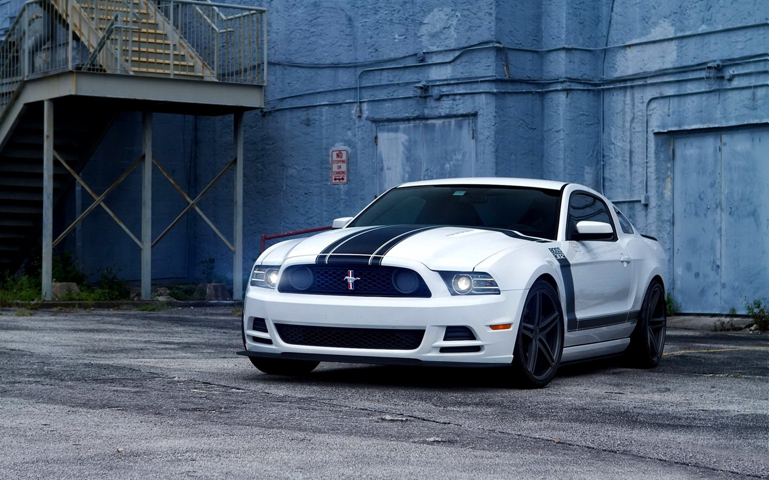 coupe, mode of Transport, classic, motor Vehicle, boss 302, no People, sedan, elegance, transportation, blue, land Vehicle, white, car, old-fashioned, modern, HD Wallpaper