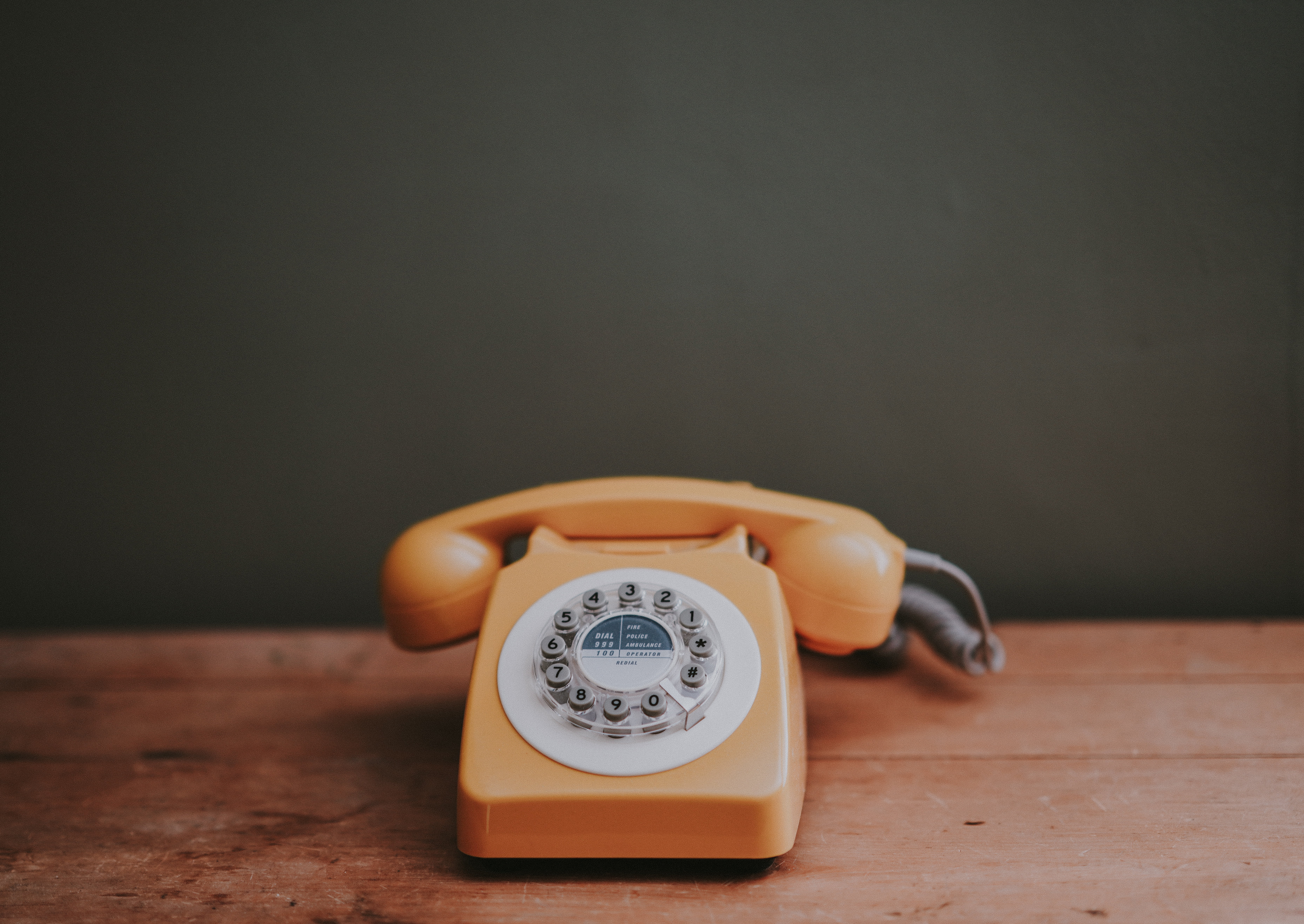 communication, telecommunications Equipment, telephone Receiver, wood - material, copy space, talking, apparatus, indoors, retro Styled, selective focus, HD Wallpaper