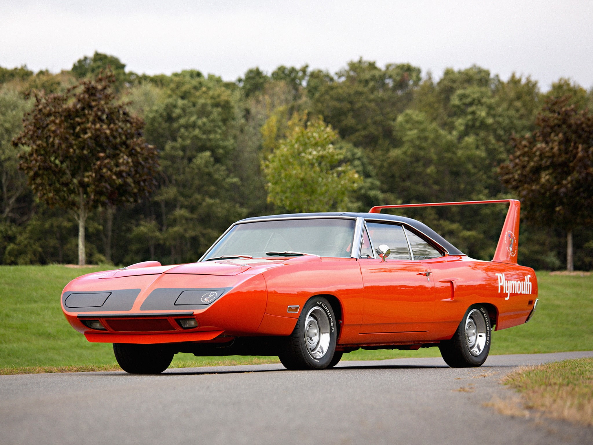 green color, driving, outdoors, car, motor vehicle, leisure activity, transportation, land vehicle, tree, road, Plymouth, Road runner, Superbird, Muscle car, HD Wallpaper