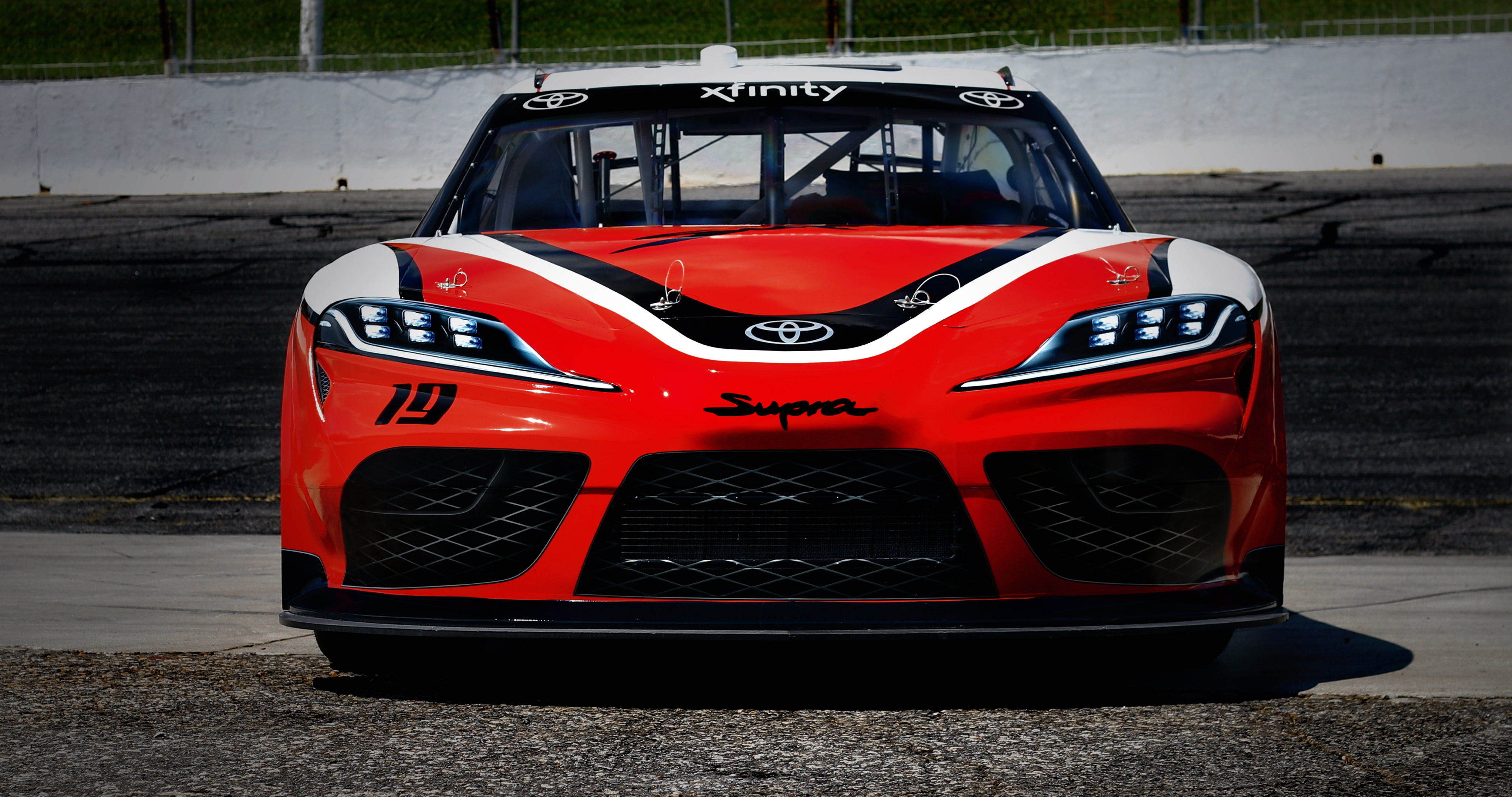 communication, car, sport, mode of transportation, competitive sport, 2019, transportation, red, city, text, number, outdoors, racecar, garage, land vehicle, HD Wallpaper